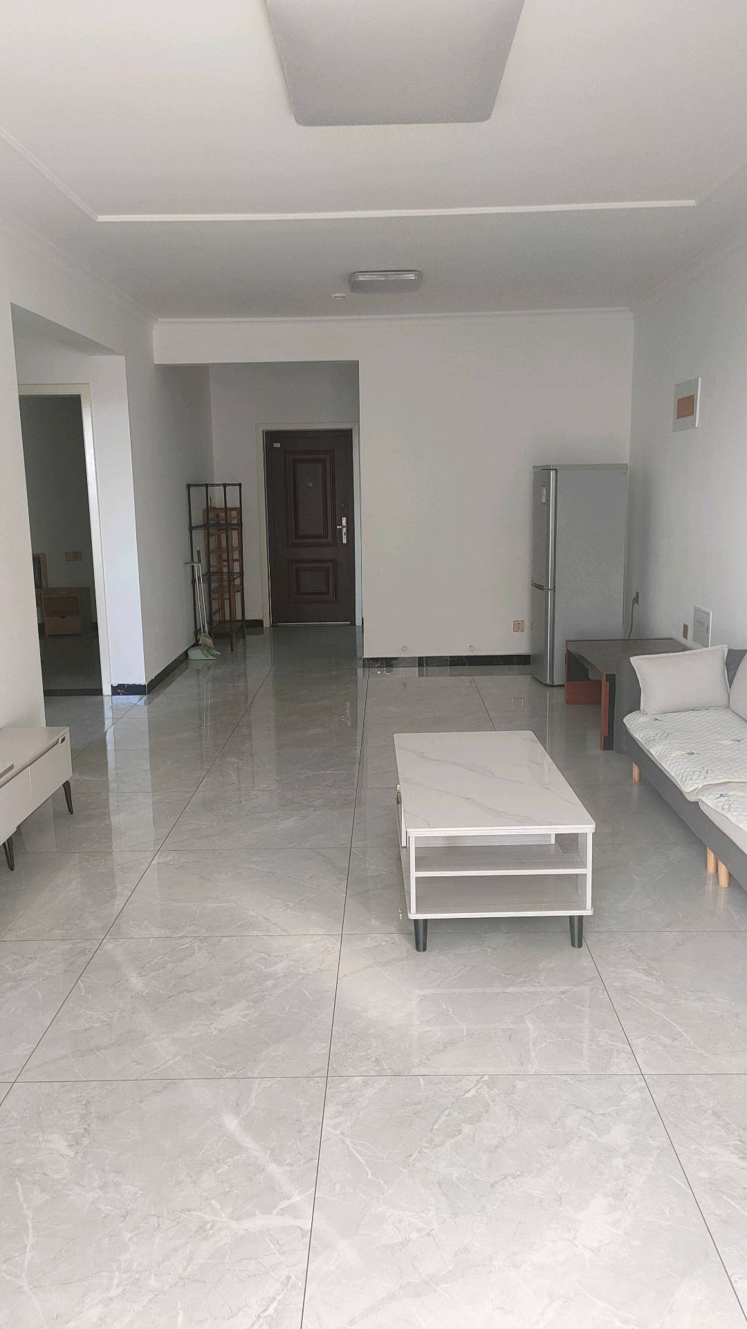 张寨安置区东院 随时看房·