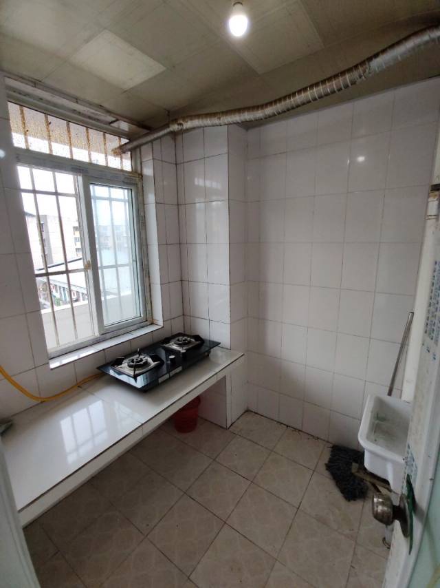 世发家园 随时看房·