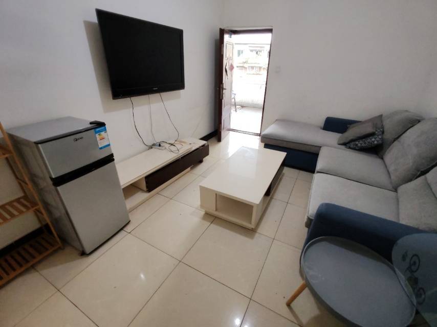 世发家园 随时看房·