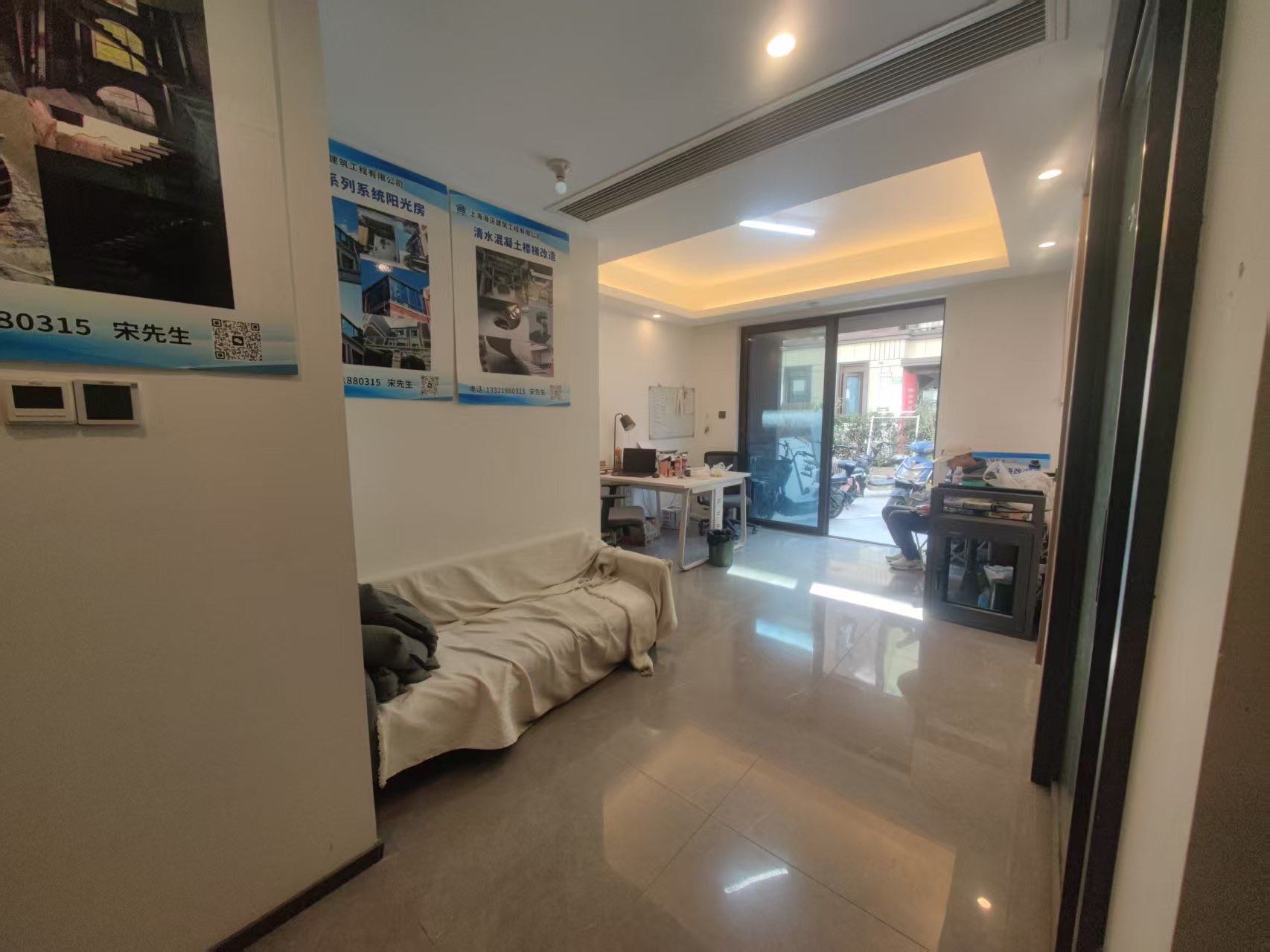 佘山望 3居室 4600元/月