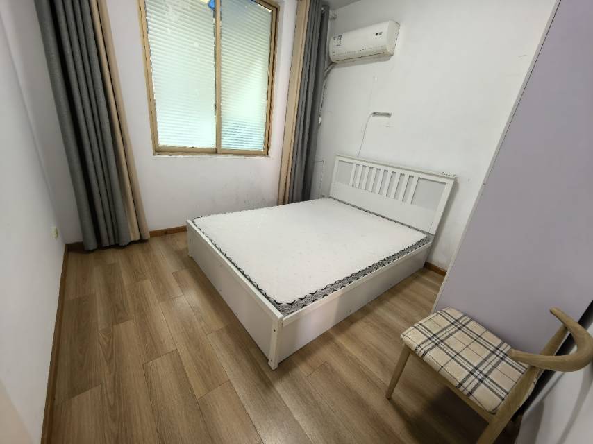 世发家园 随时看房·