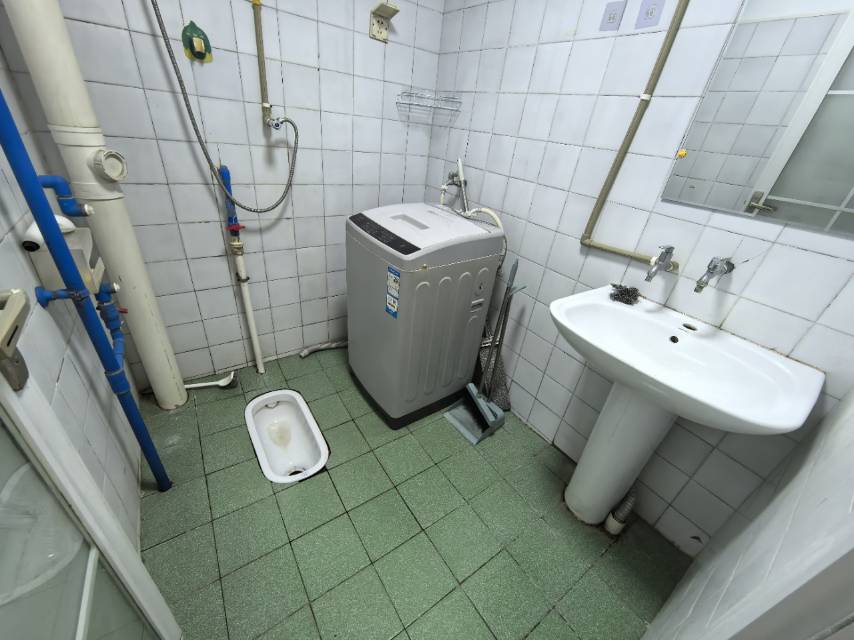 世发家园 随时看房·