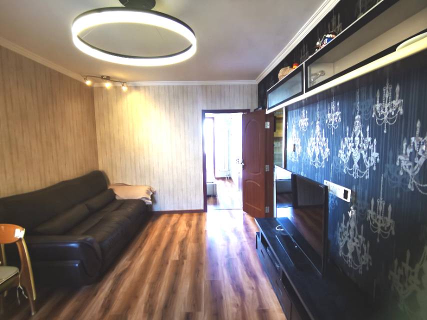 龙潭西里小区 随时看房·