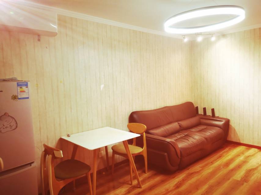 龙潭西里小区 随时看房·