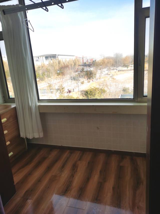 龙潭西里小区 随时看房·