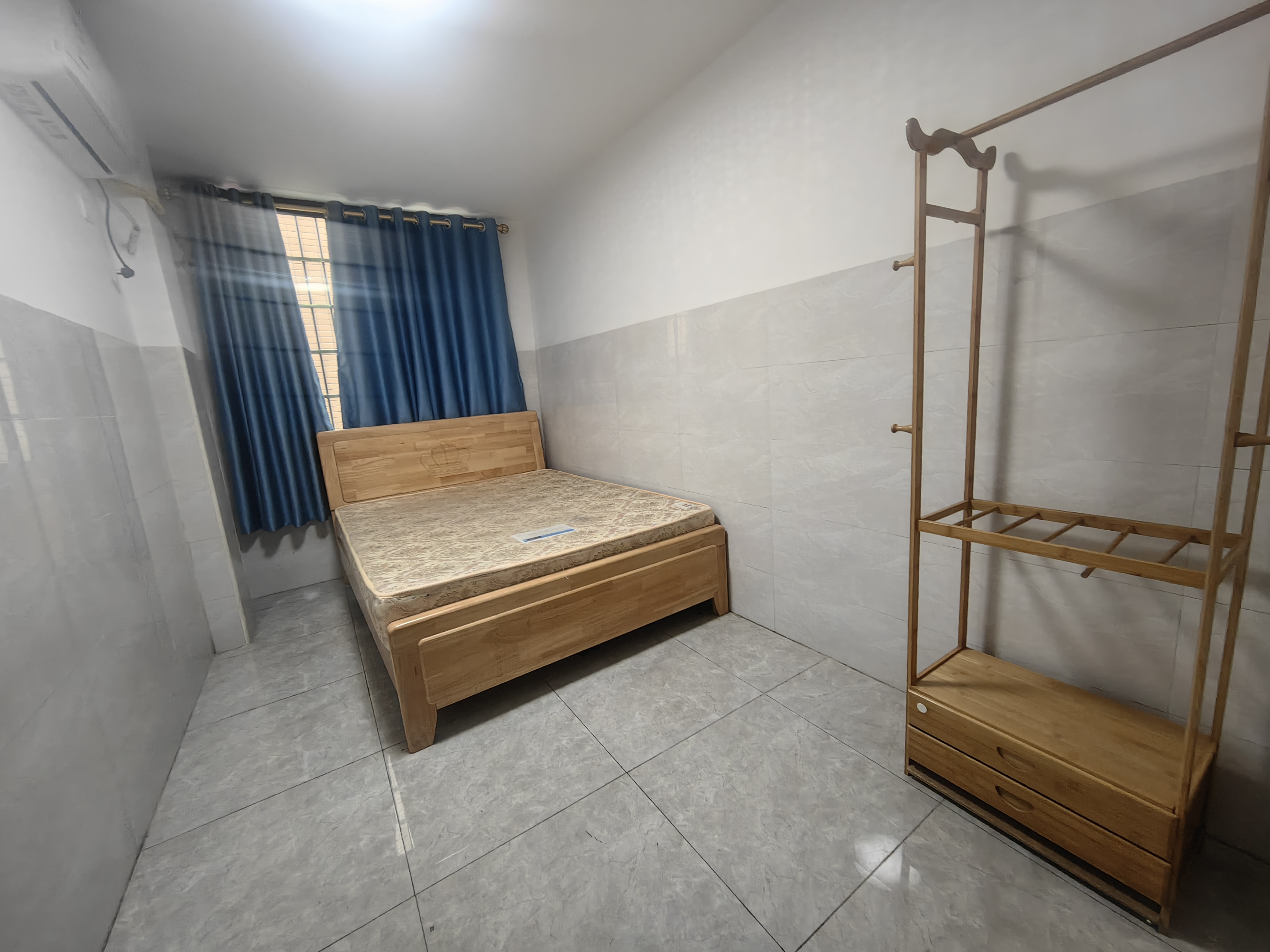 傍江东江裕大街十巷 随时看房·