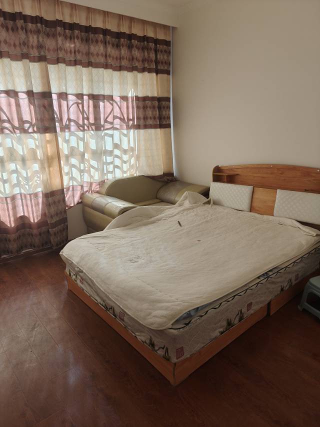 堆龙市地公园 随时看房·