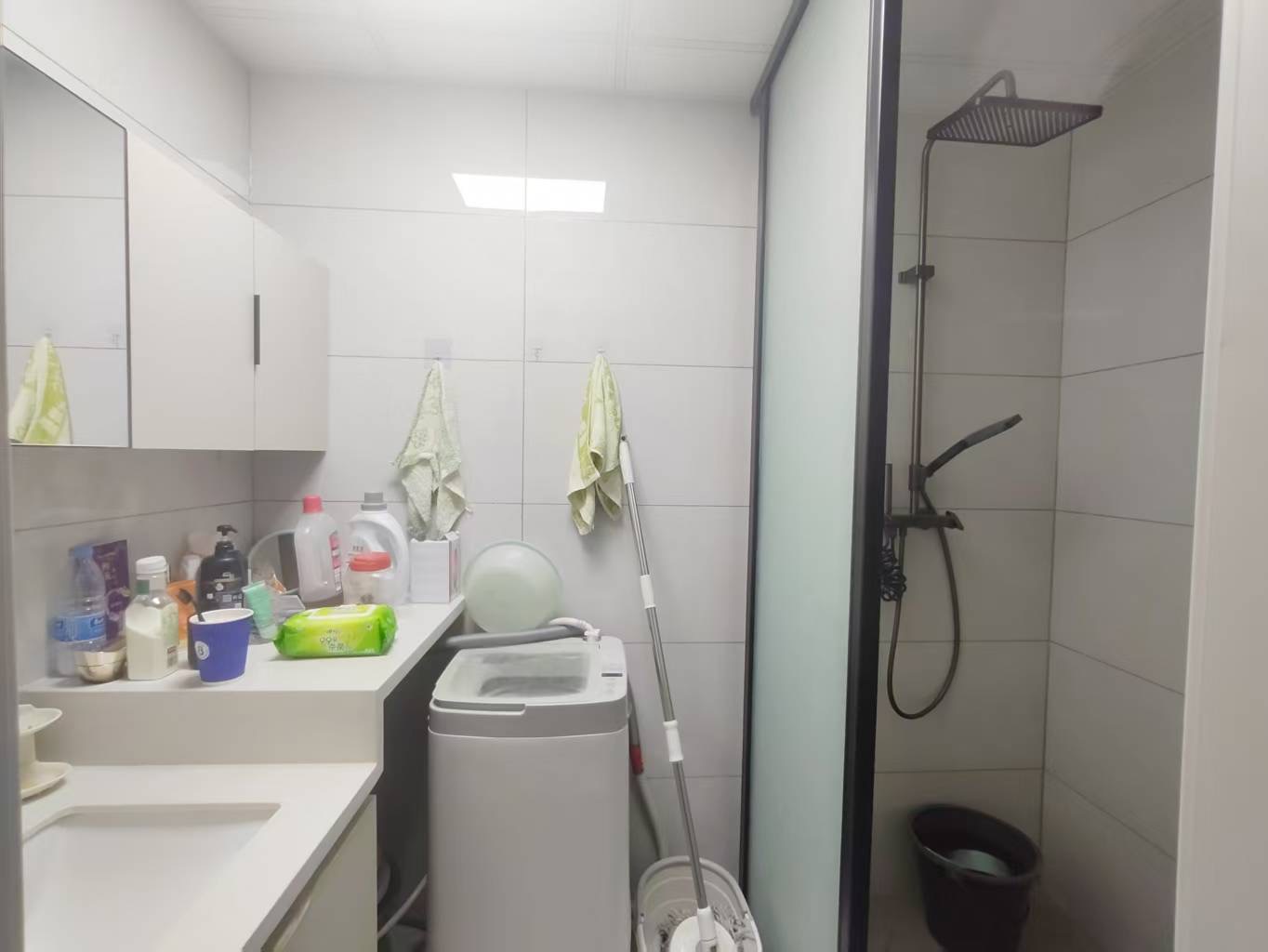 恒居小区 随时看房·