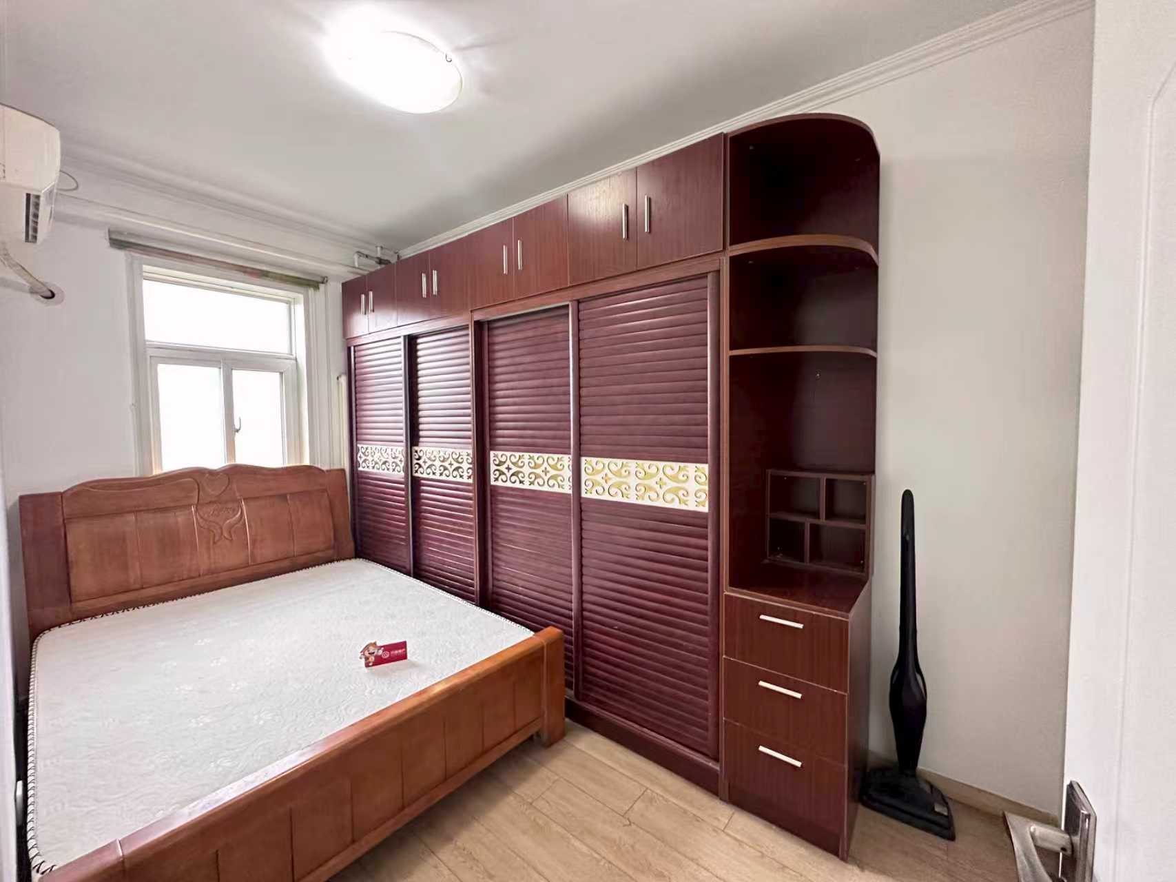 滨河西里中区 随时看房·