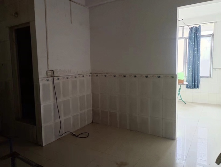 金象二区 1居室 320元/月