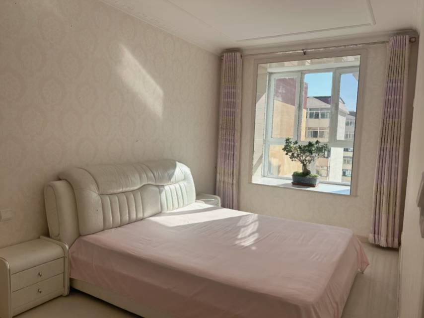 绣园小区D区 随时看房·