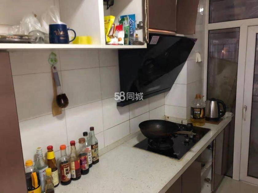 铁瓦社区 随时看房·