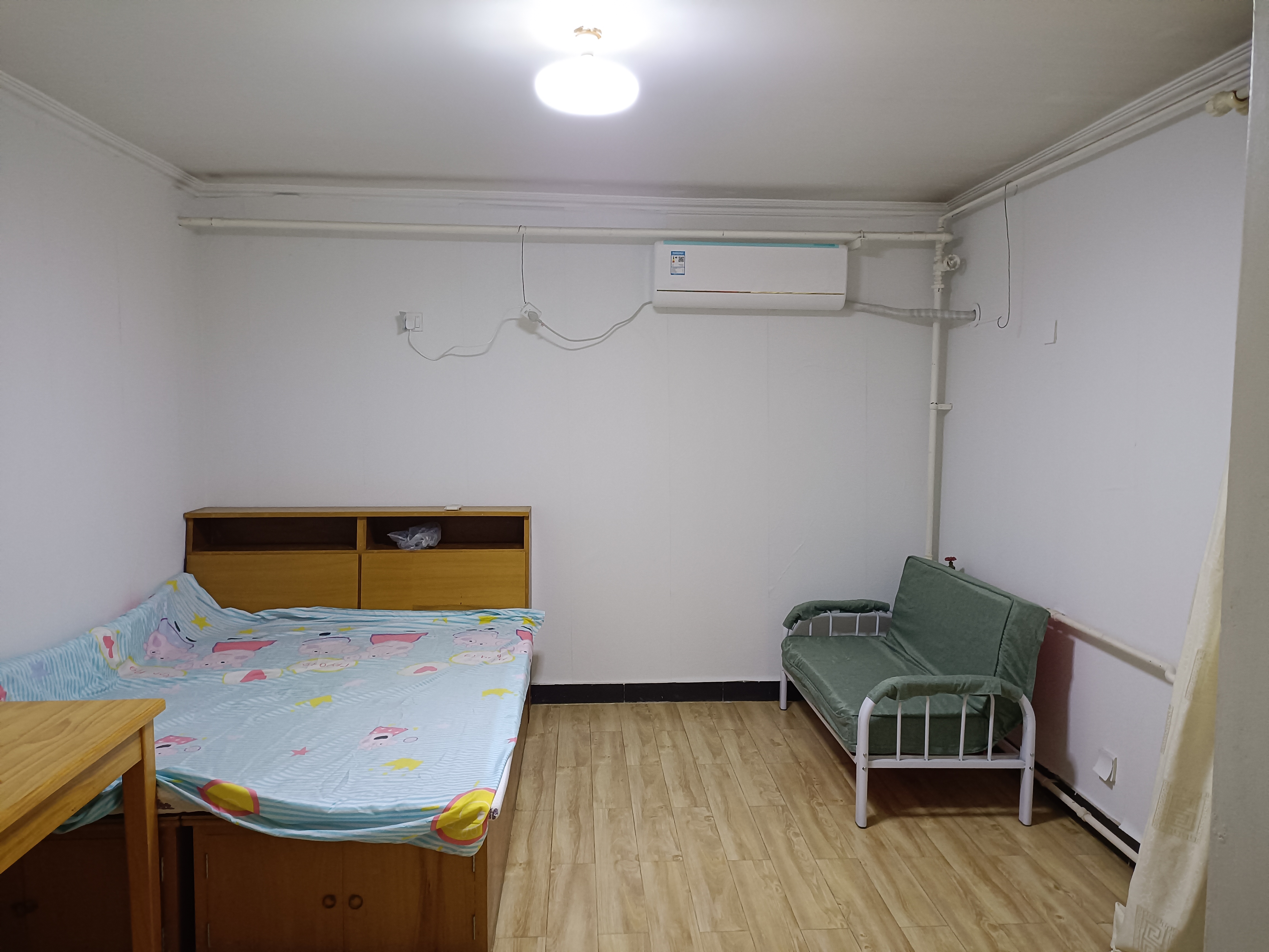 北京市西城区三里河一区甲52栋6-662 随时看房·