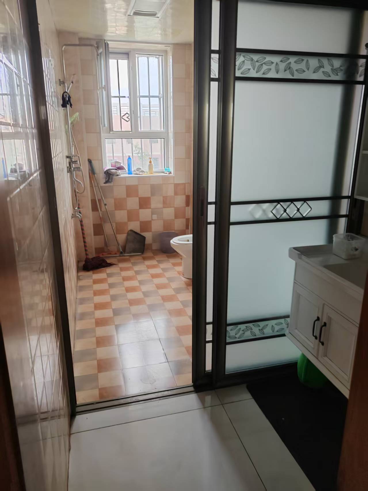 呼图壁县阳光花苑 随时看房·