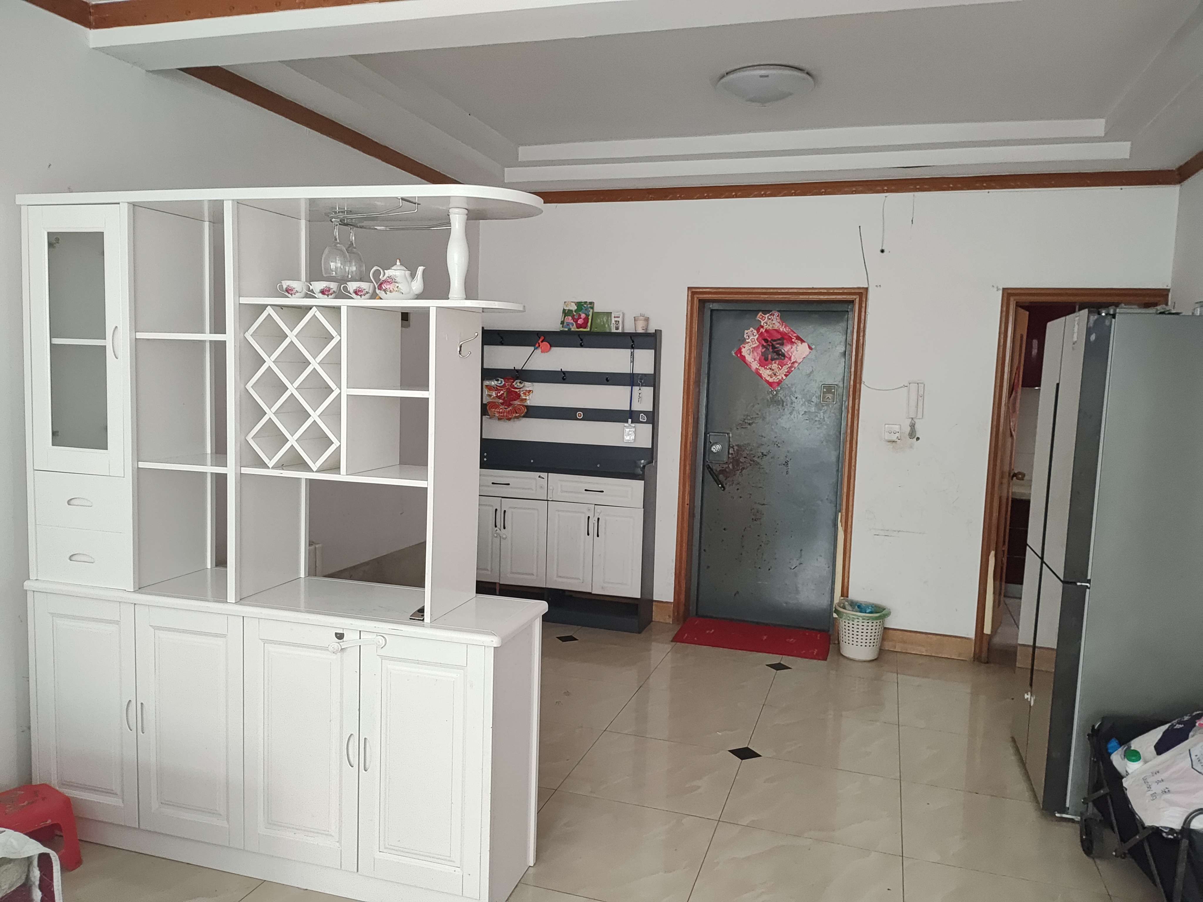 东湖花园一期 随时看房·