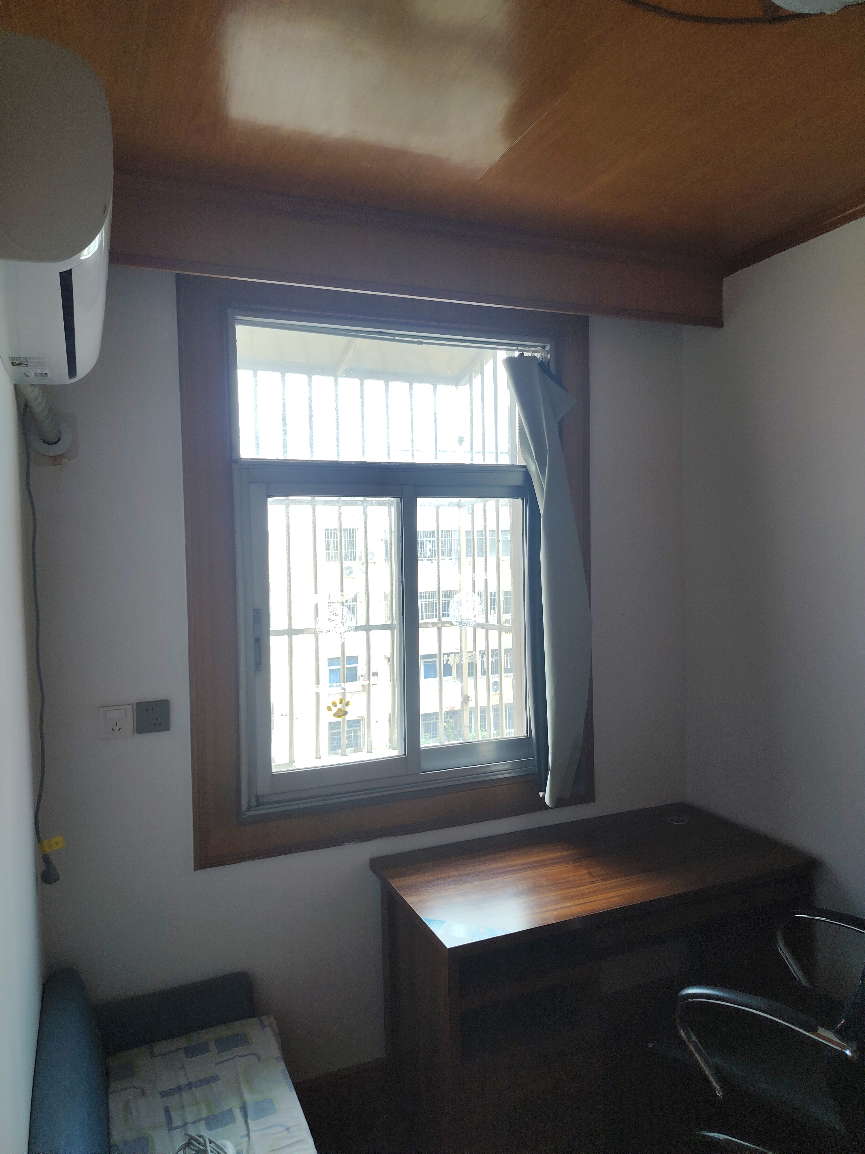 东方新村 随时看房·