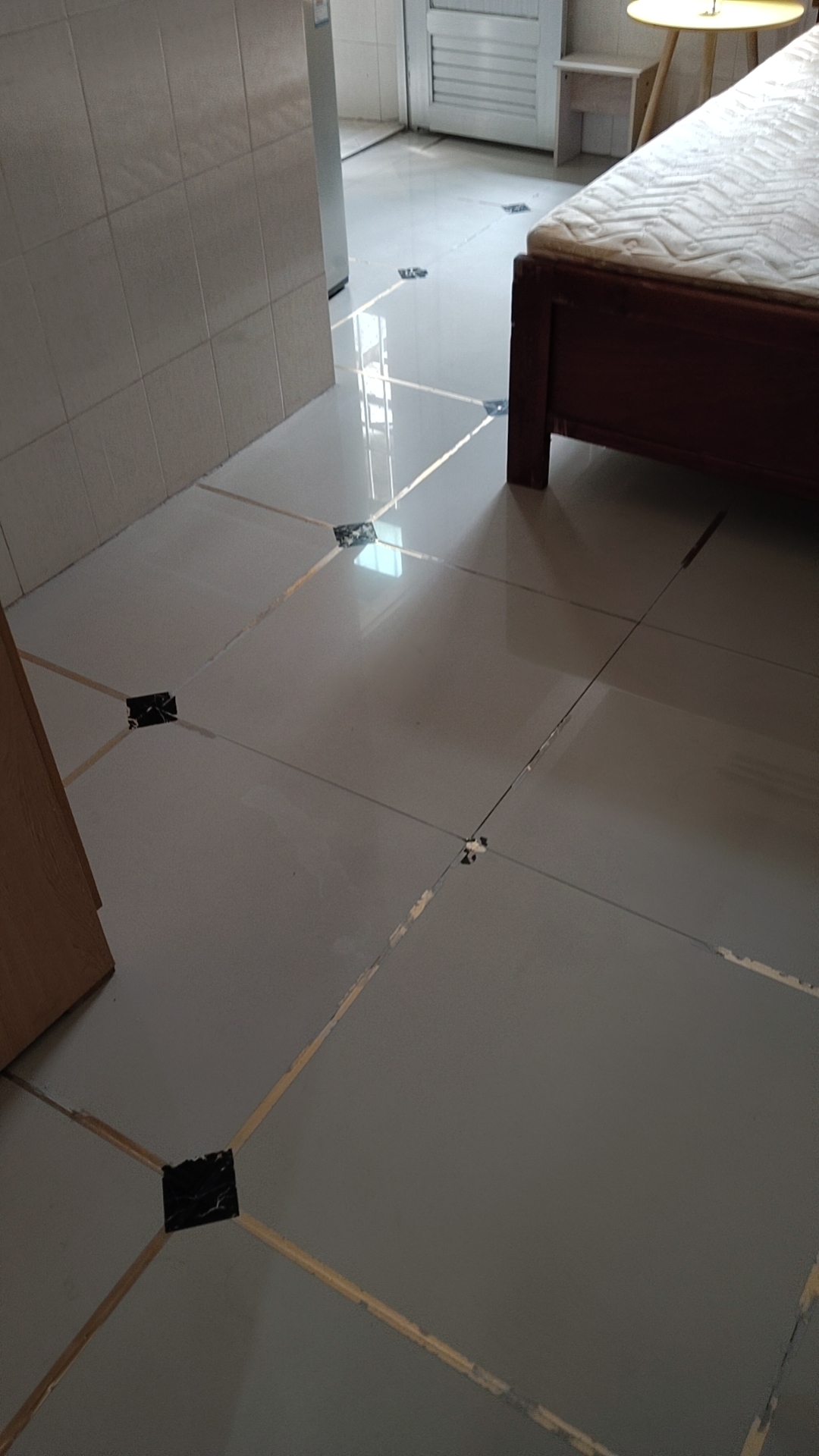 上麦村中街一巷三号 随时看房·