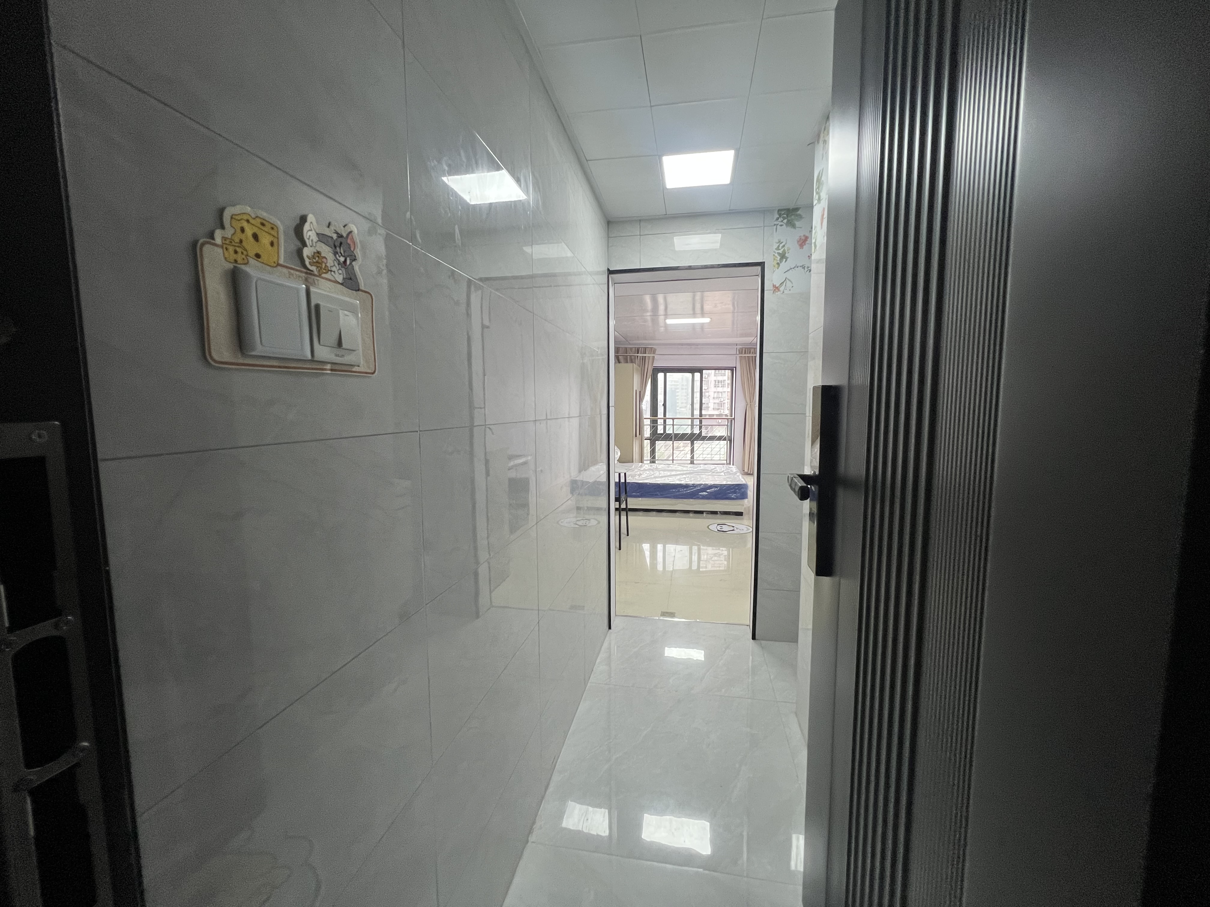 财富广场 随时看房·