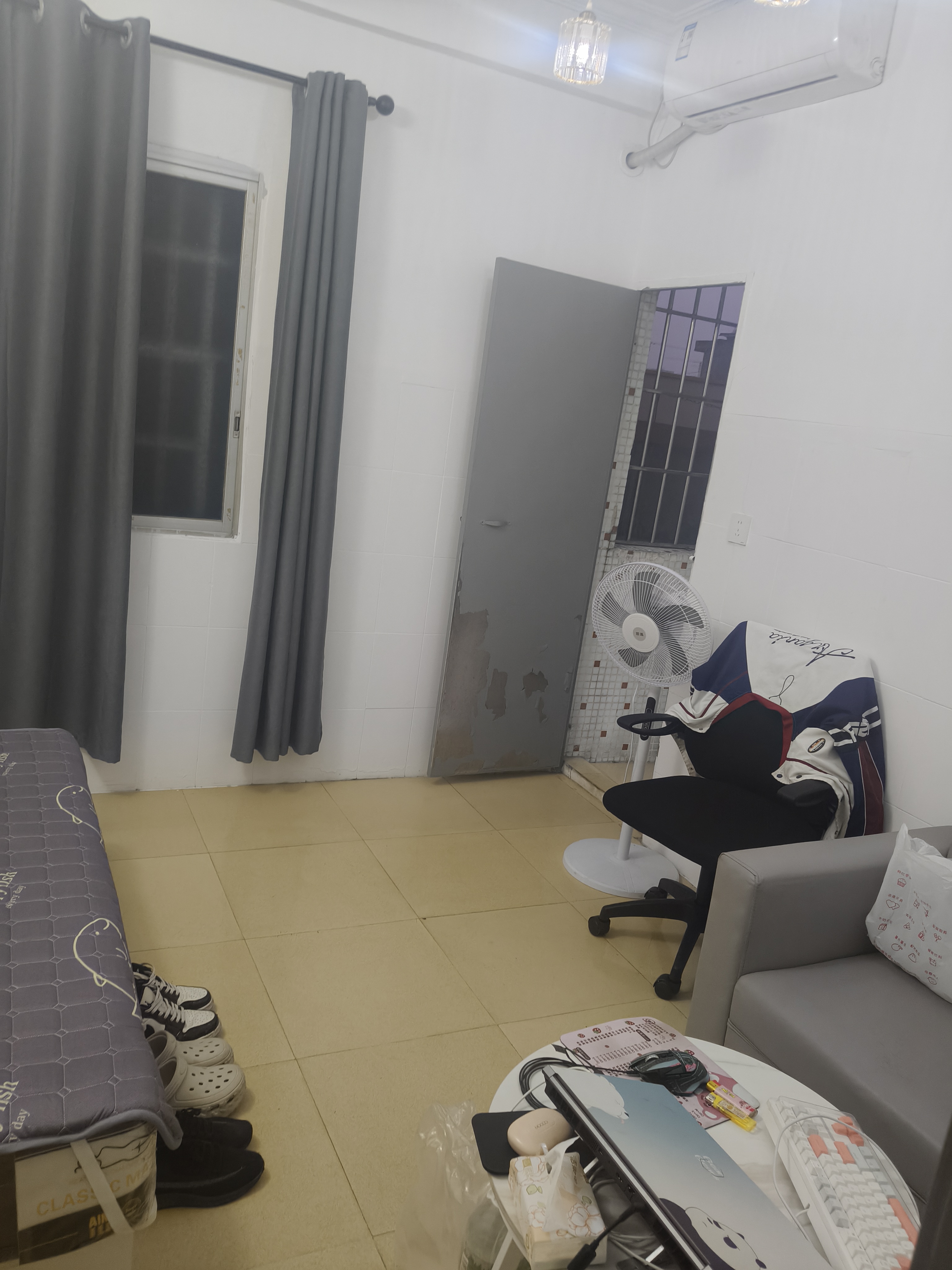 鹤边 1居室 690元/月