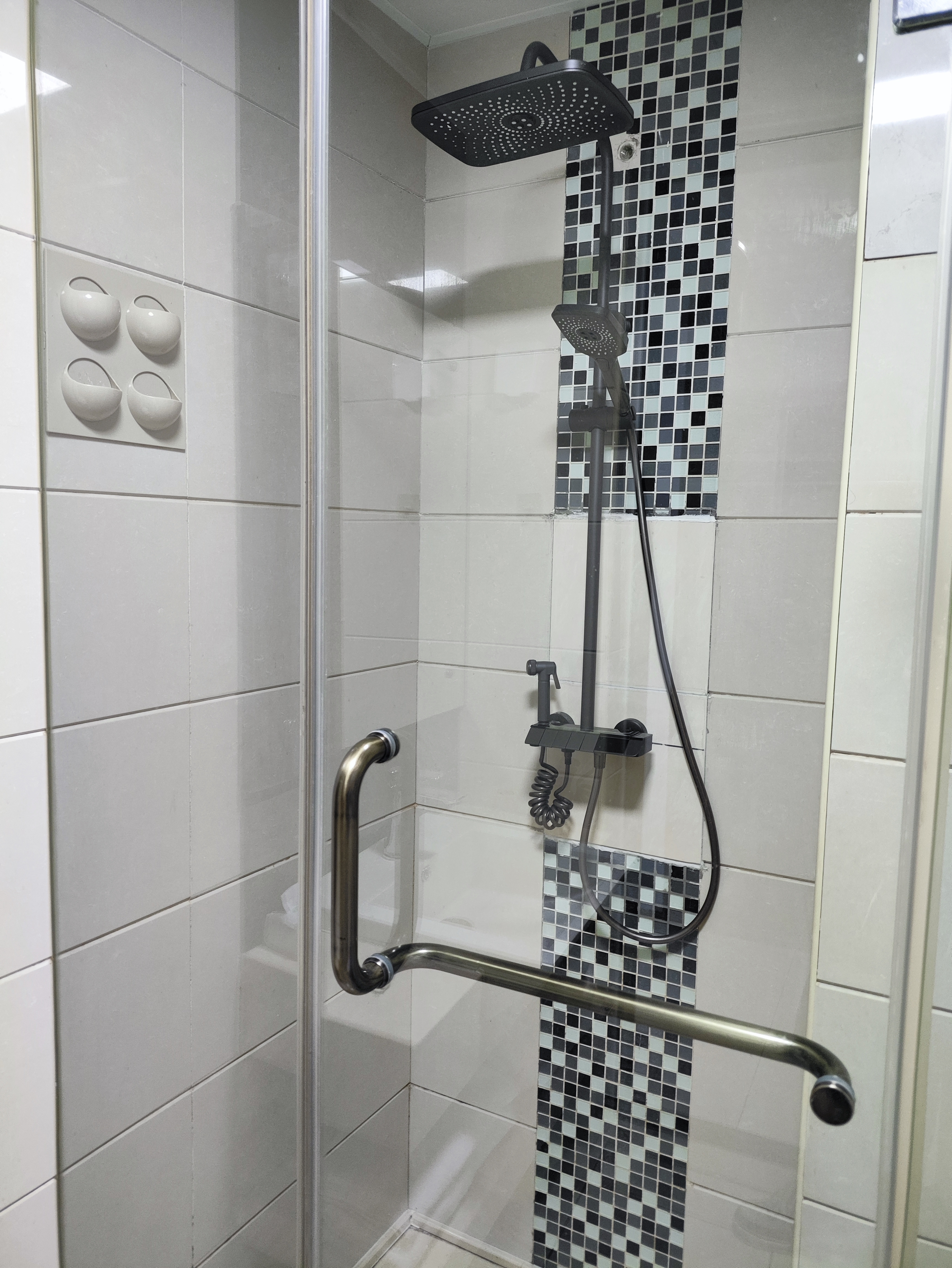 宝隆大厦 随时看房·