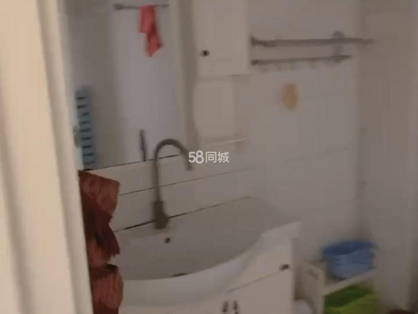 逸东花园 随时看房·