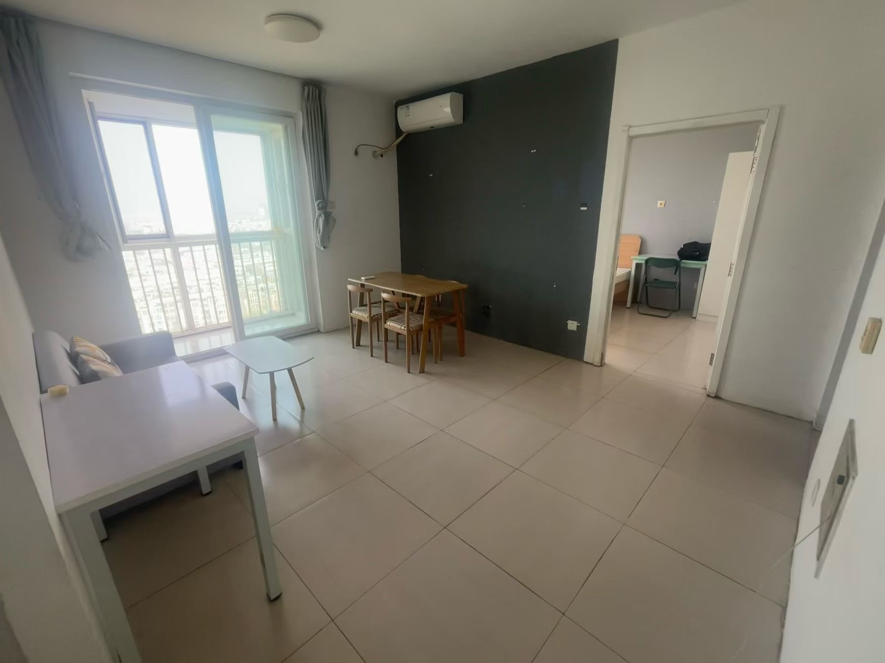 新龙城 4居室 3000元/月