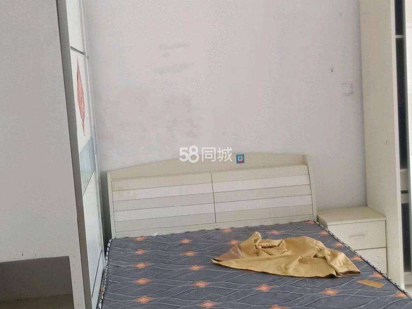 春和华府 1居室 700元/月