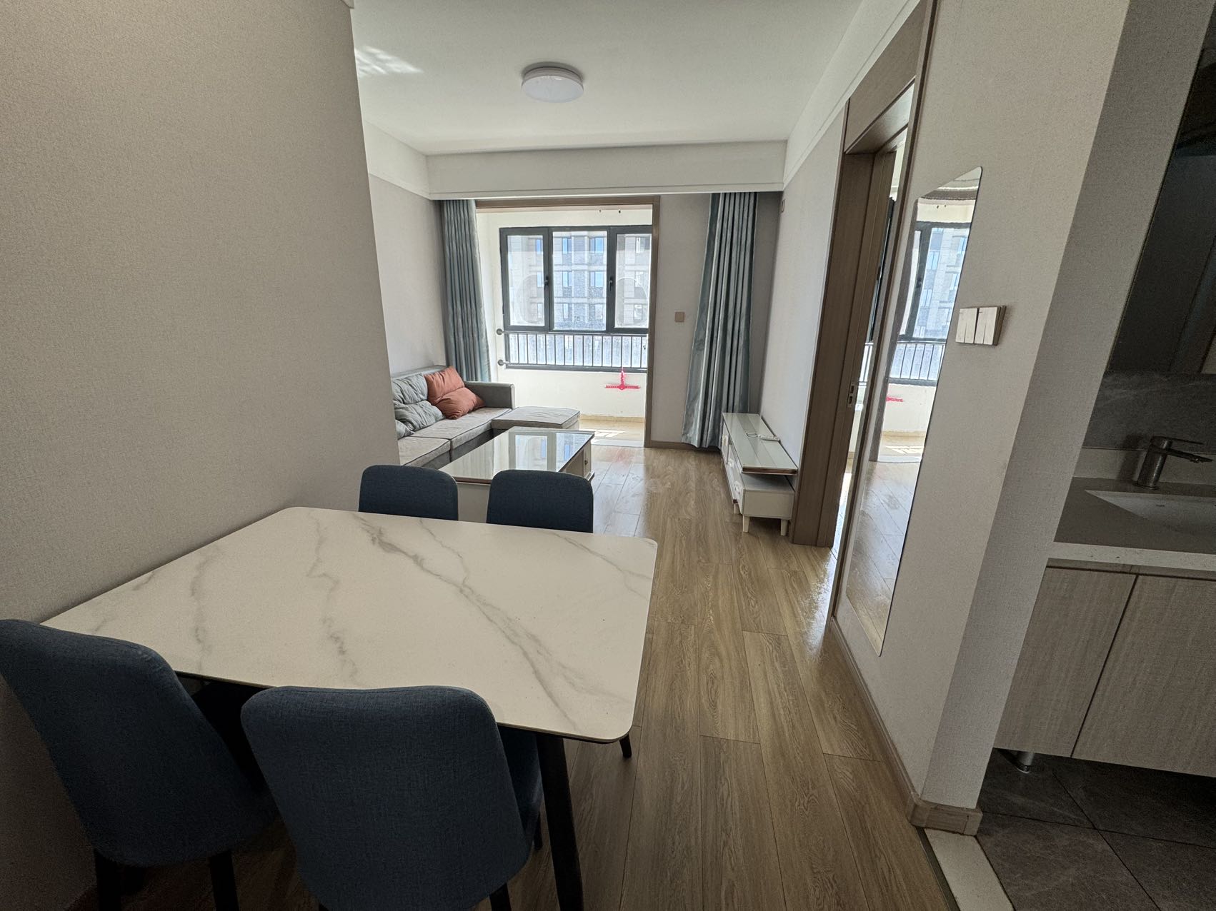 兴泽园 随时看房·