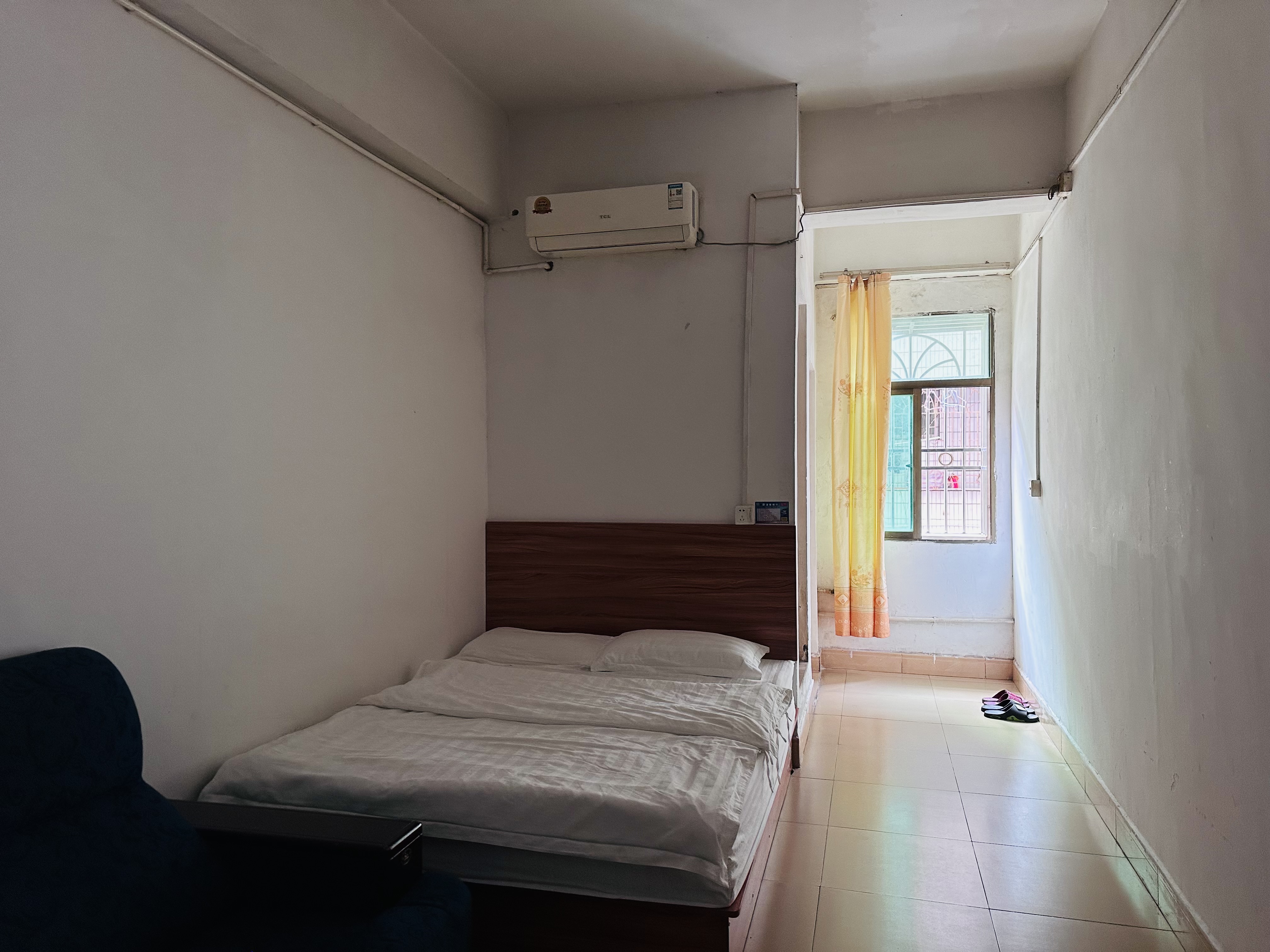 阳光公寓 随时看房·