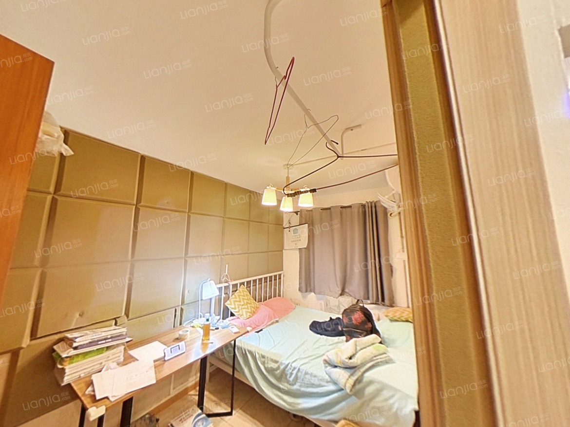 和平街十四区 2居室 3000元/月