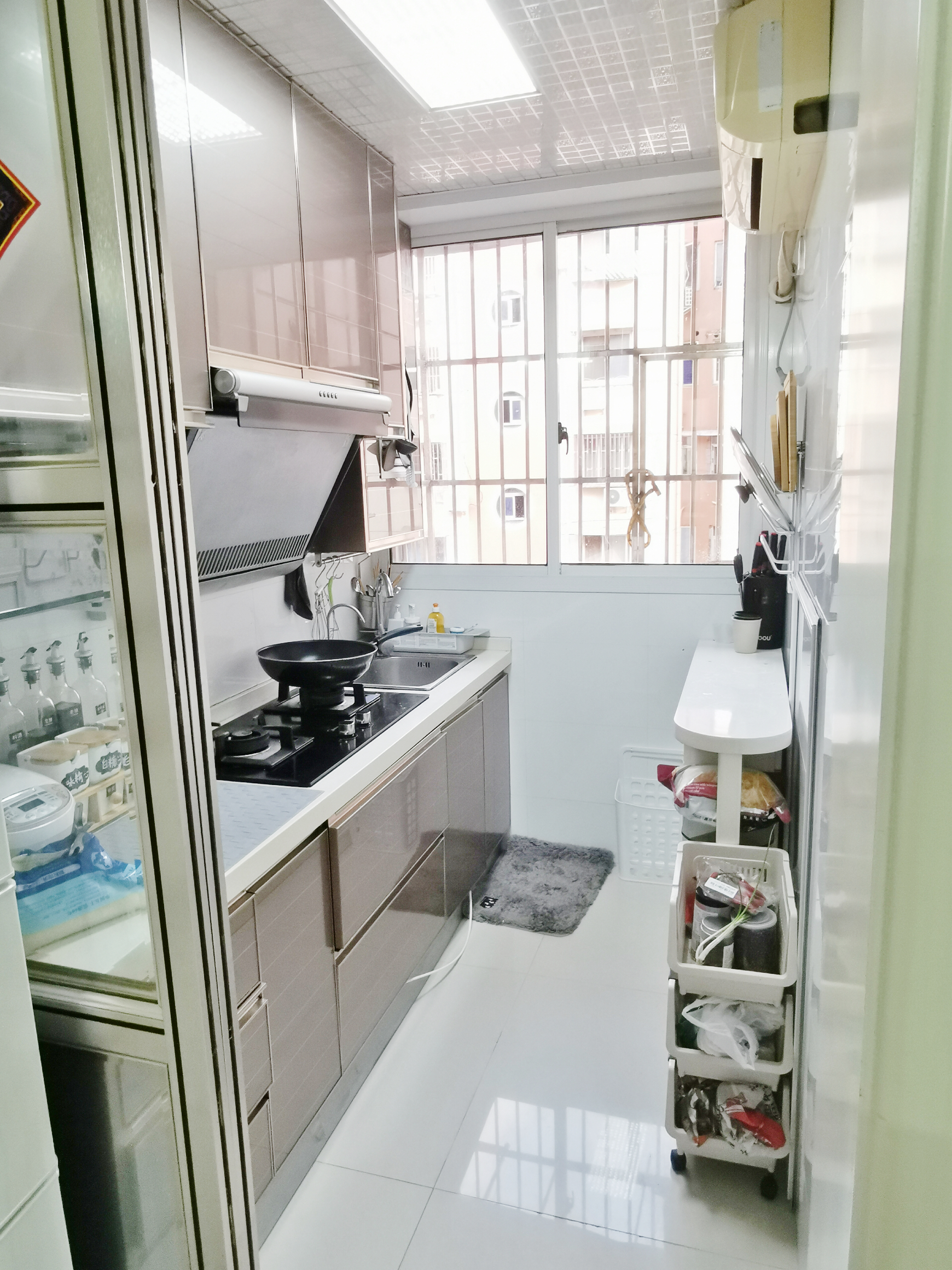 芳华路713弄 随时看房·