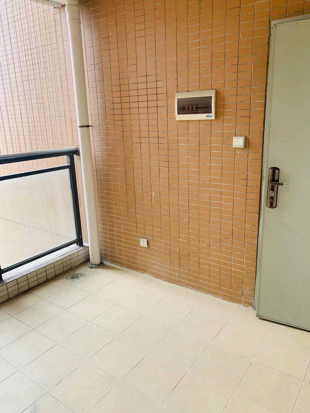 沙湾新村 随时看房·