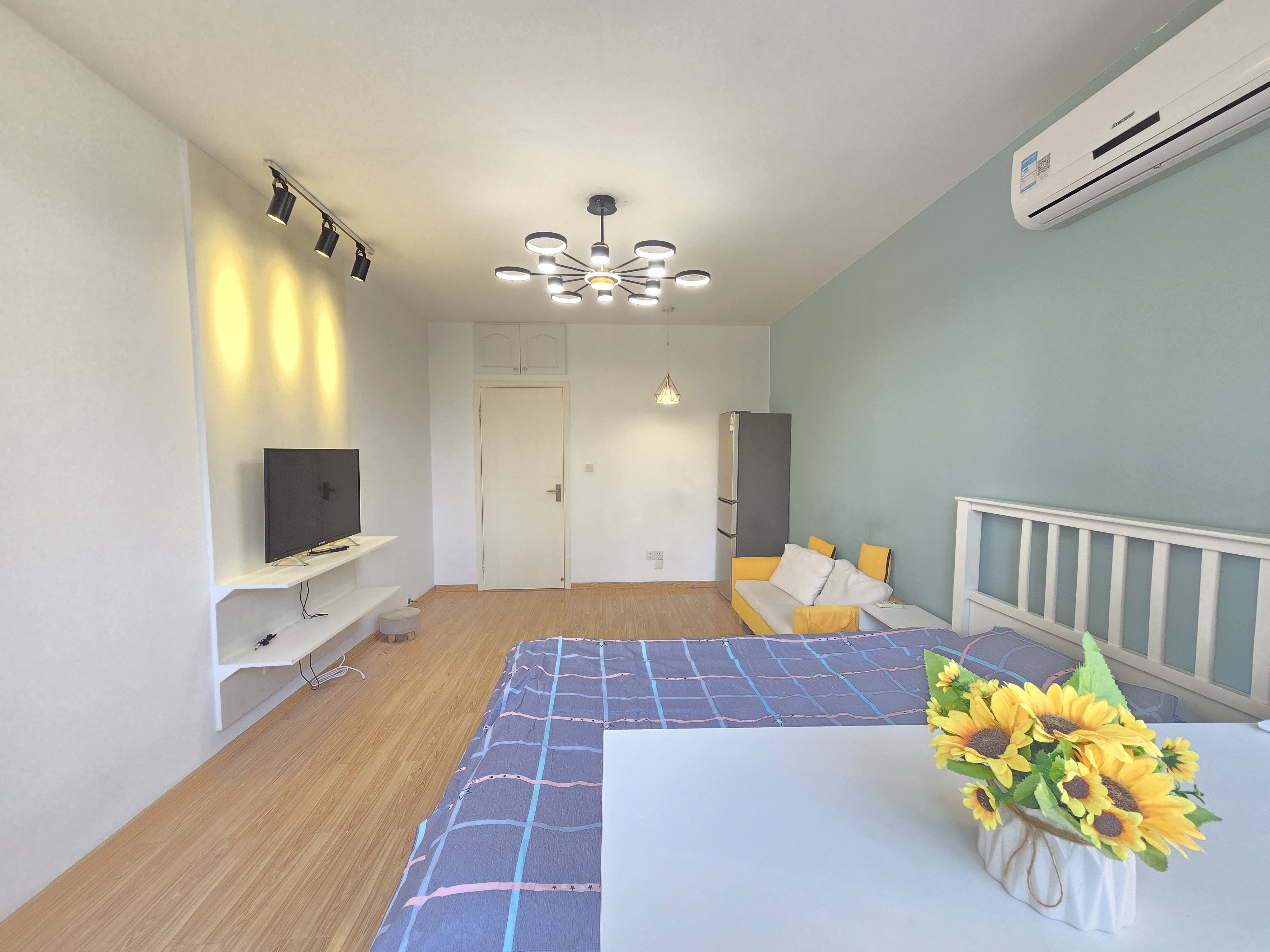 浦建小区 随时看房·