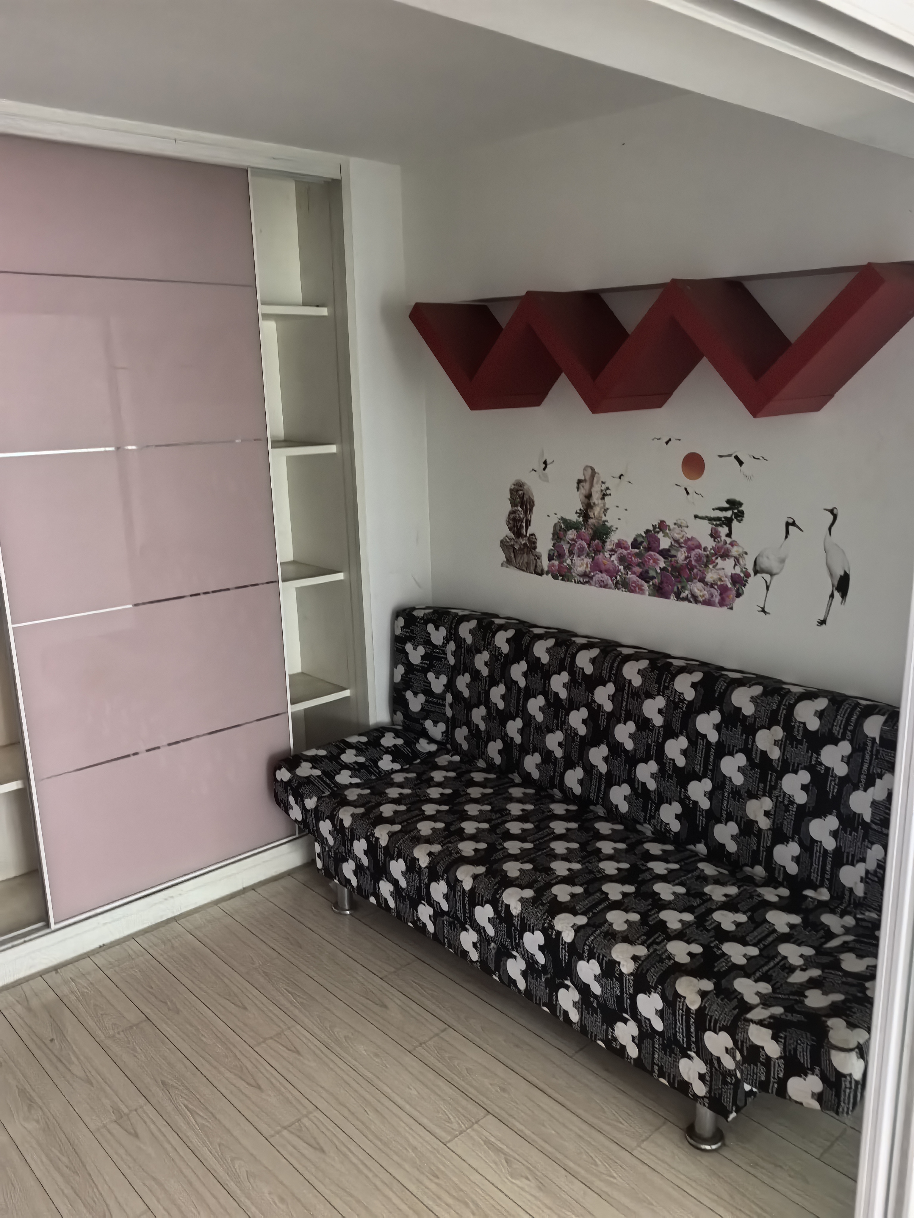 铂领公寓 随时看房·