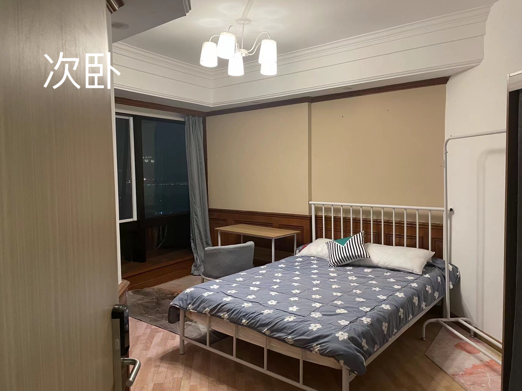 龙嘴公寓 随时看房·