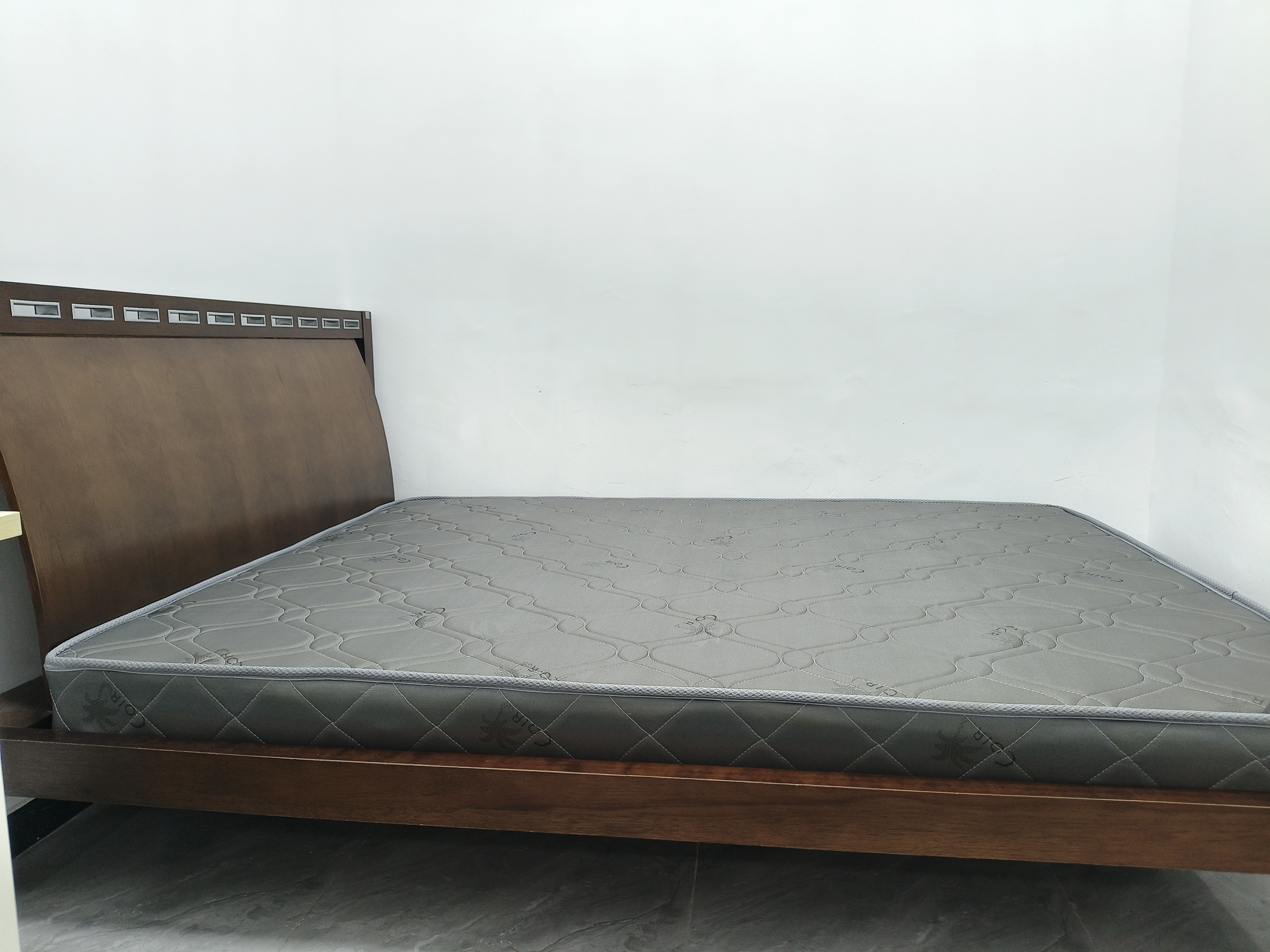 北新村地铁10号线 1居室 1400元/月