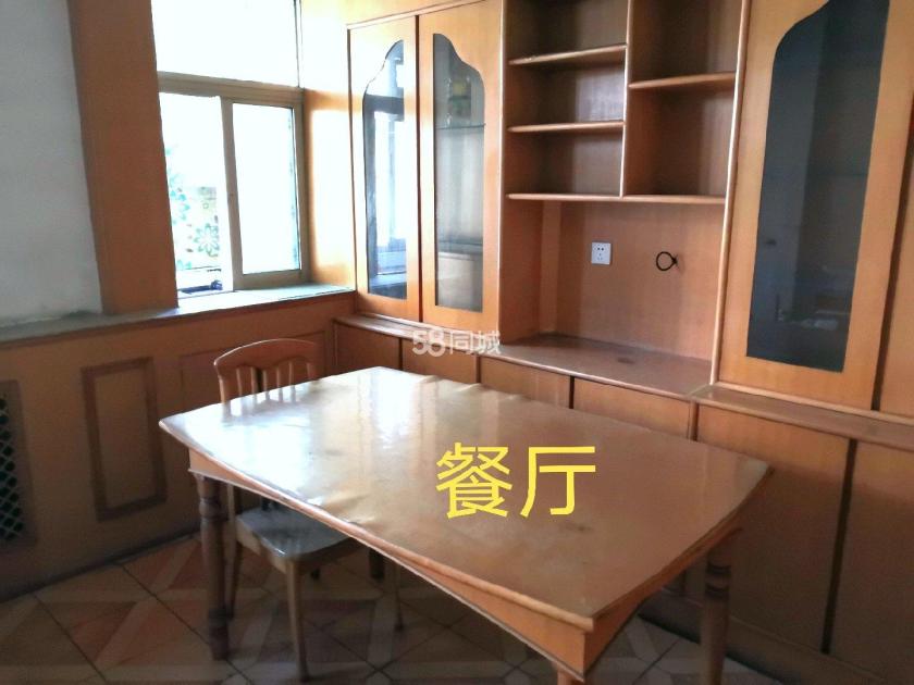 梁府小区 随时看房·