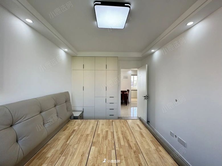 紫薇新村 随时看房·