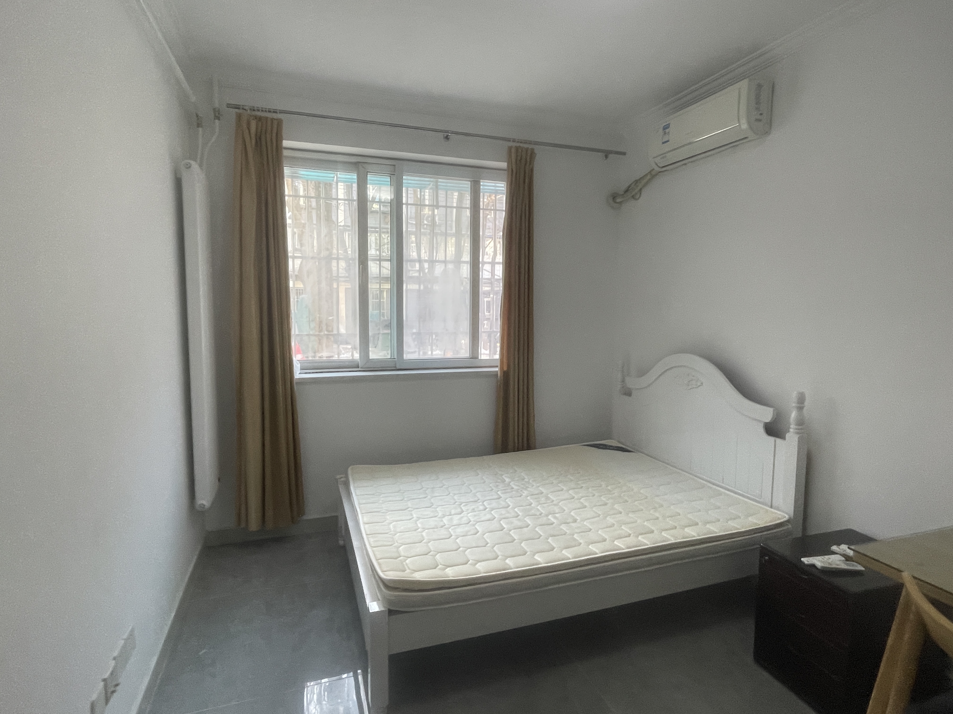 永定门东街中里）