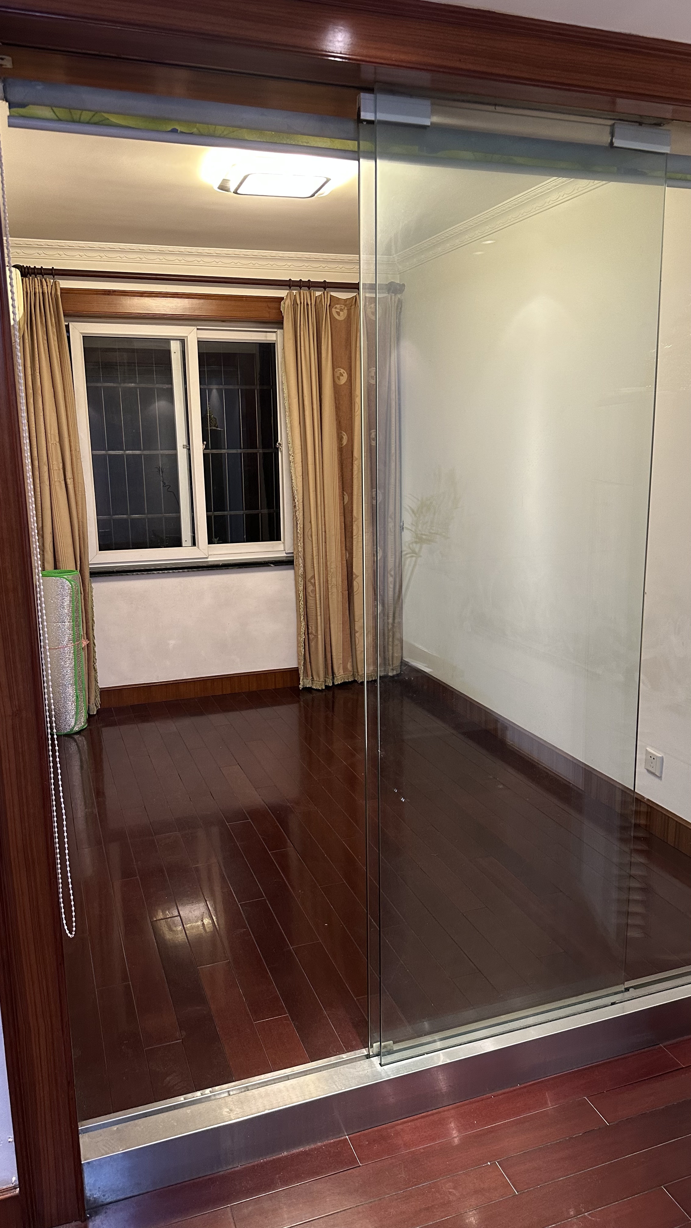 上环公寓 随时看房·