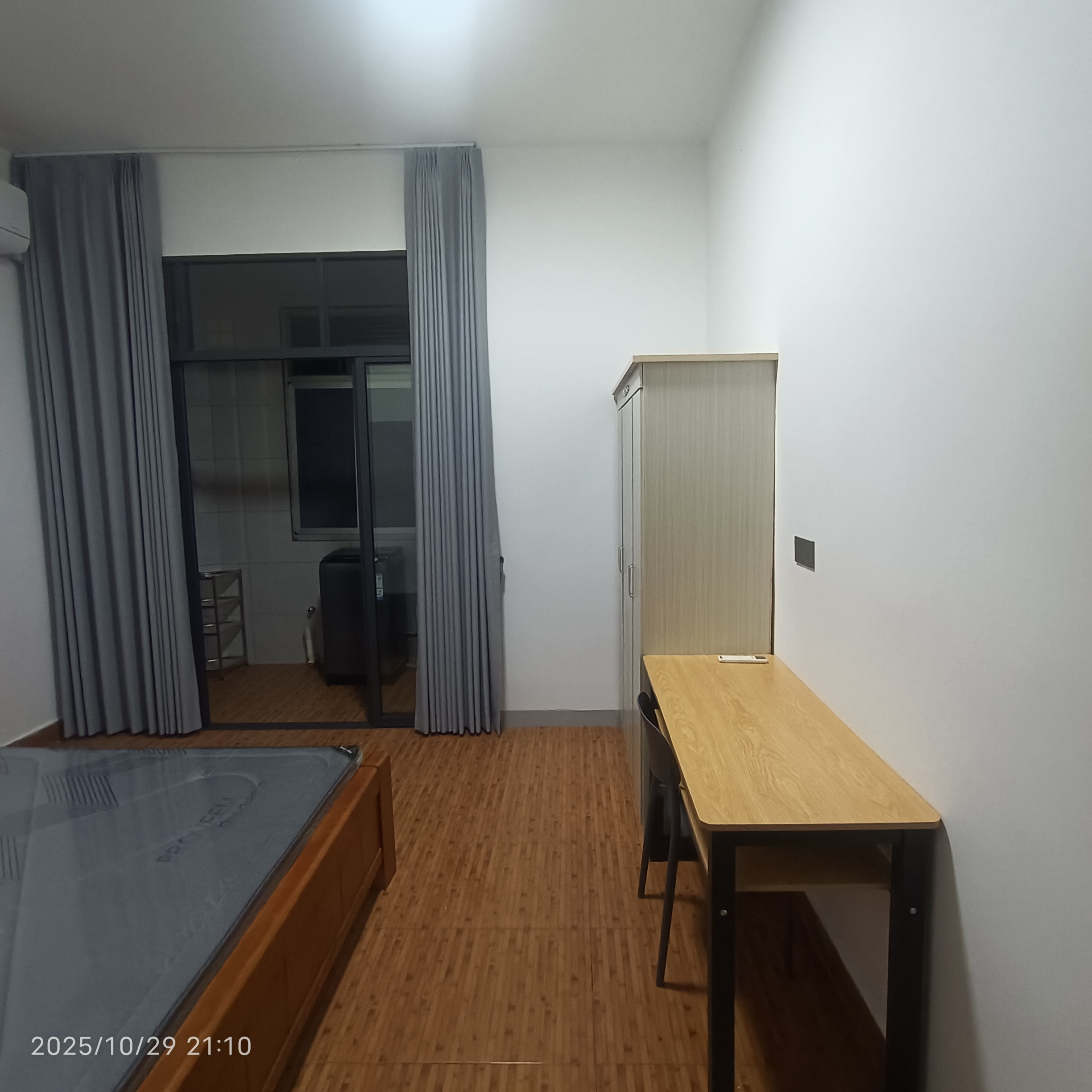 南里村 随时看房·