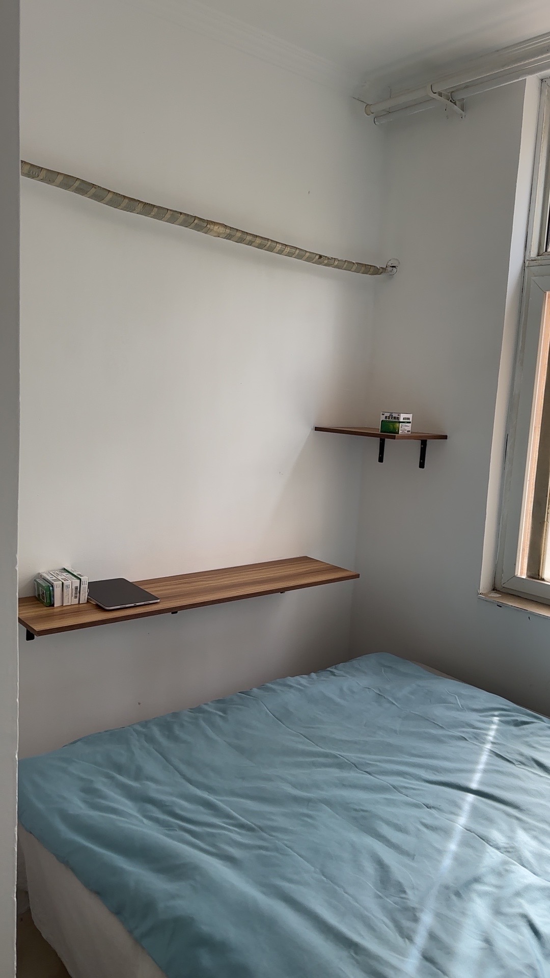 建业小区 1居室 2400元/月