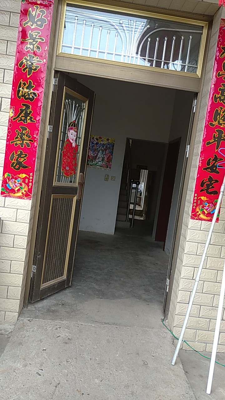佳利商城对面 随时看房·