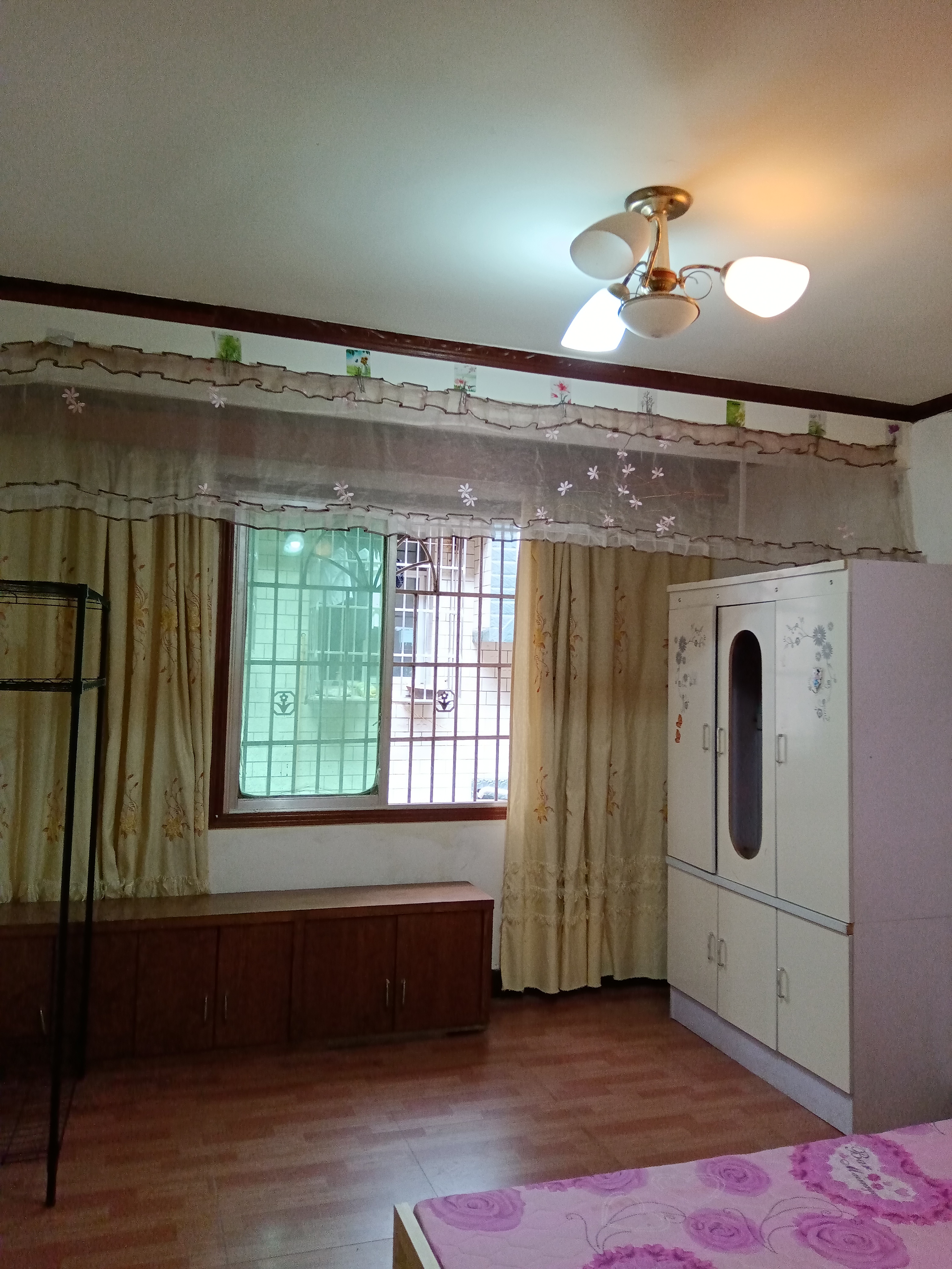 六里村二居民点 随时看房·