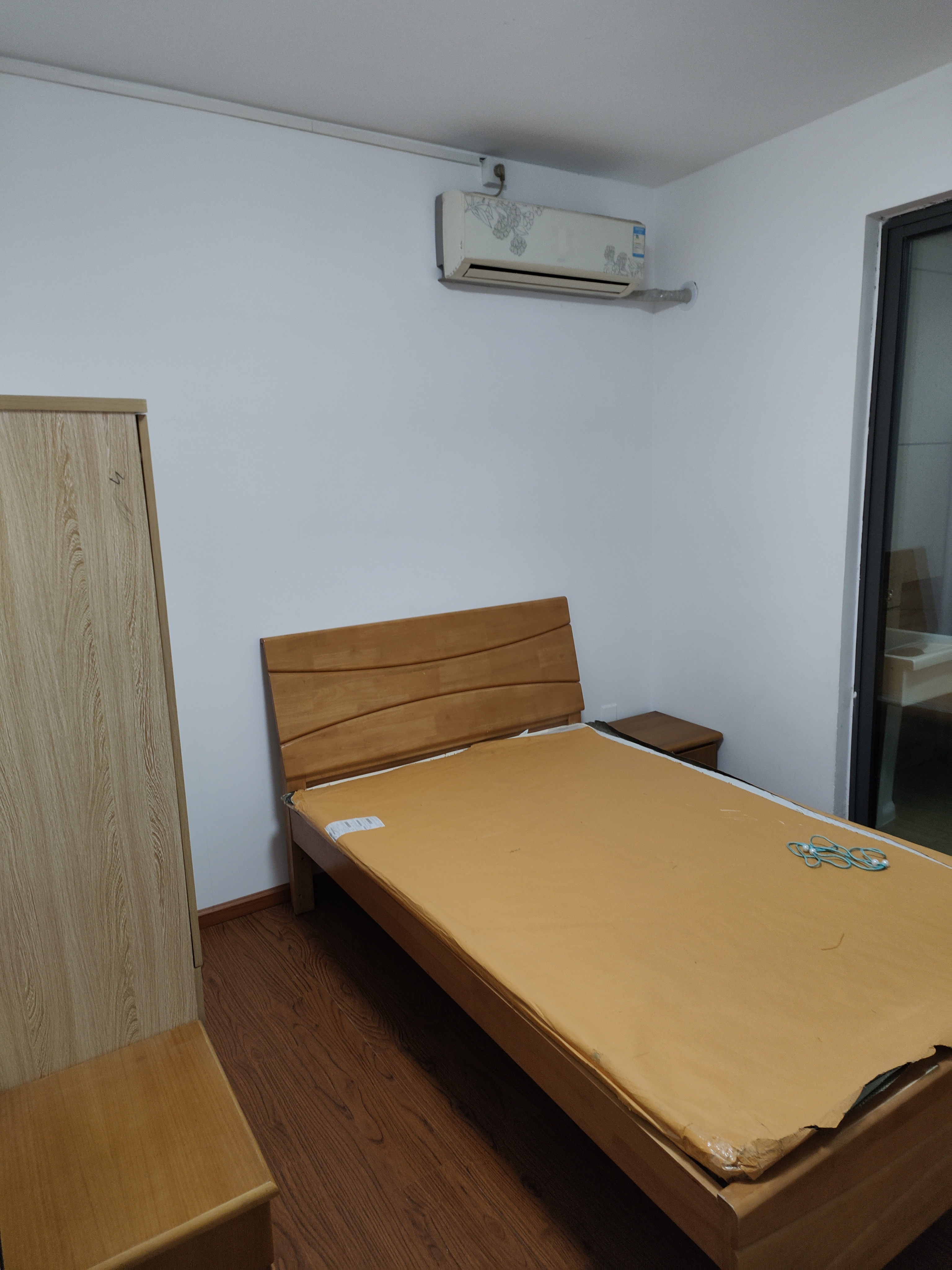 安基名府 3居室 1150元/月