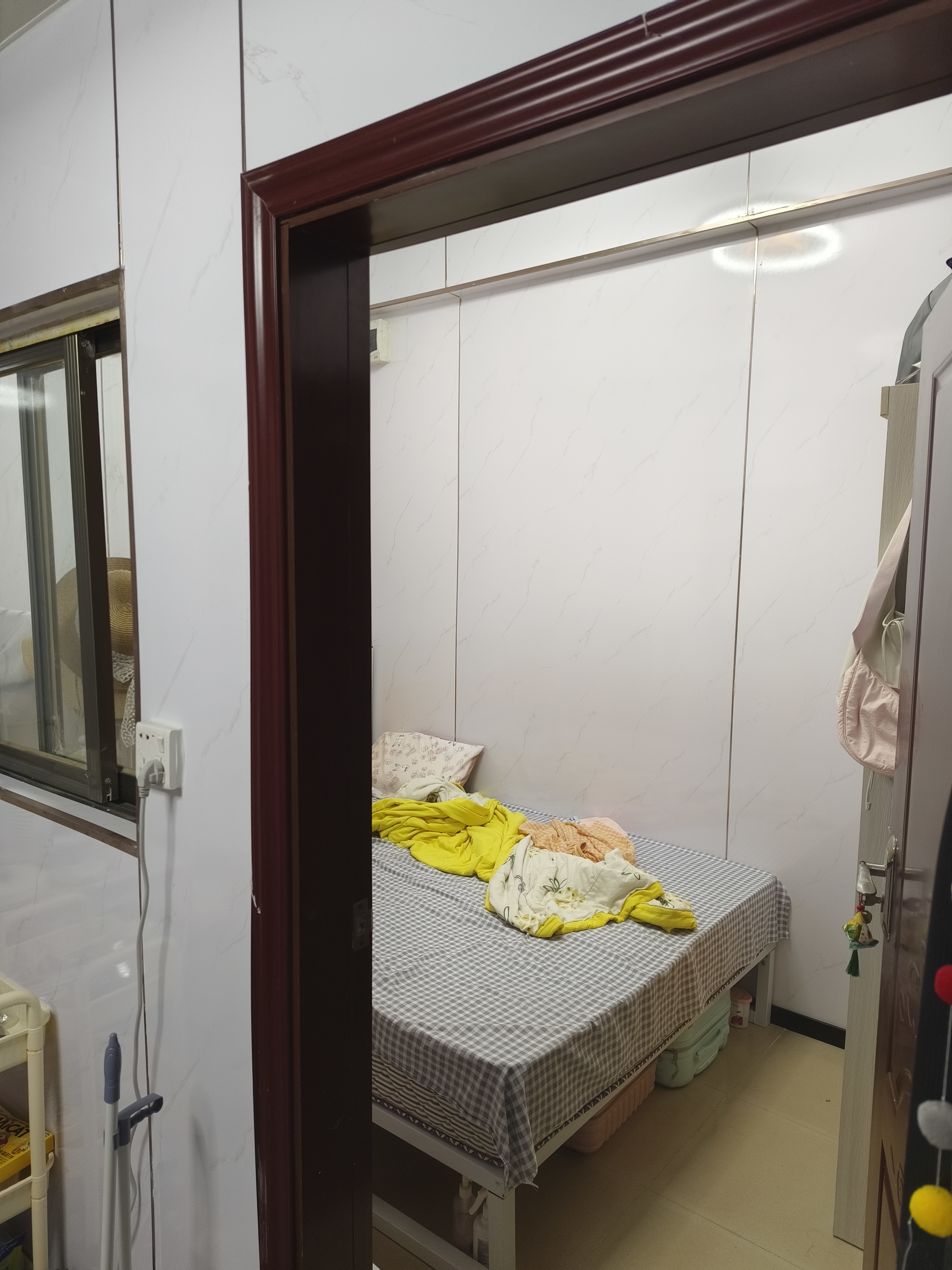 岗头福田新村 1居室 1350元/月