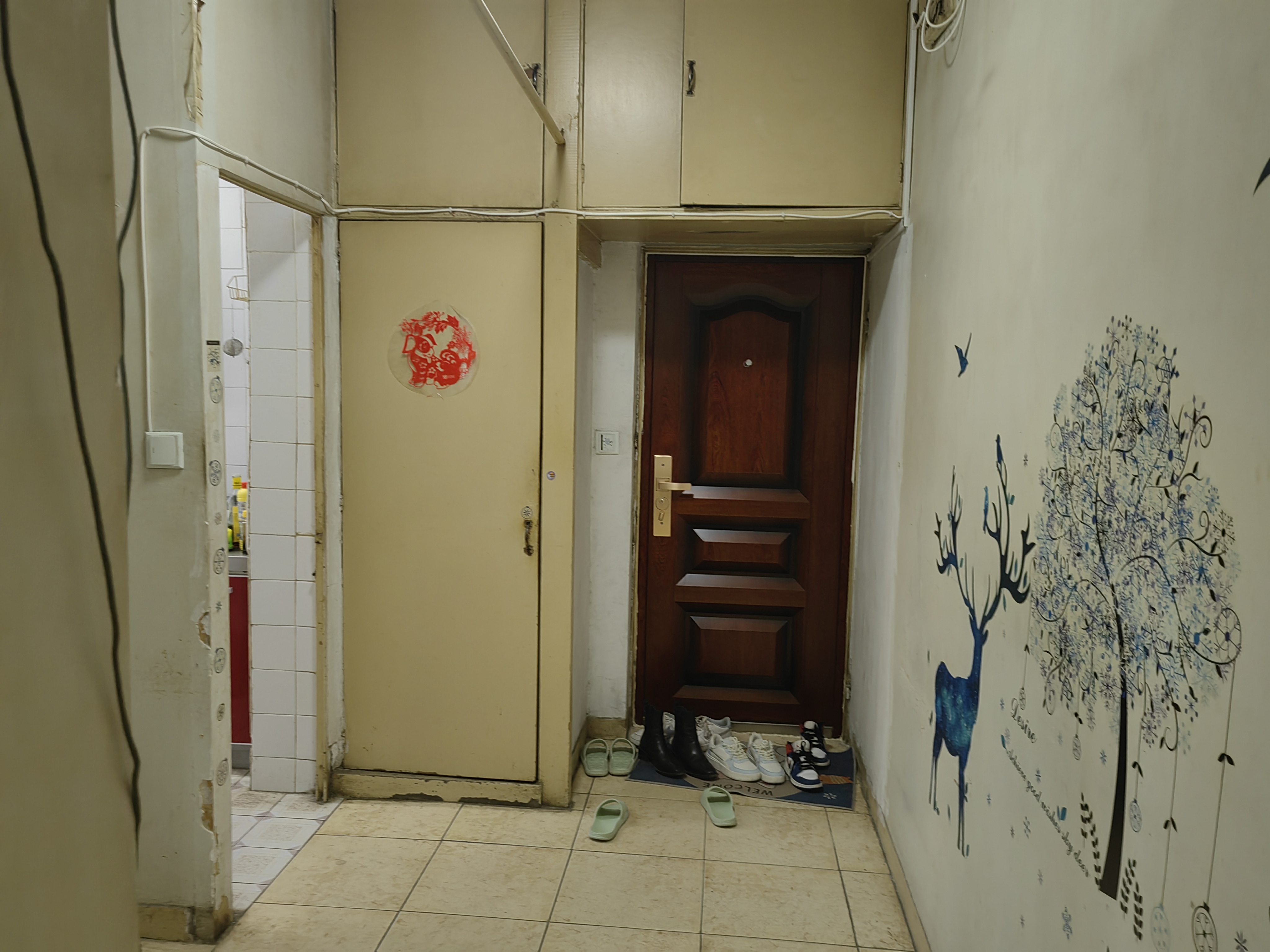 建材城西一里 随时看房·
