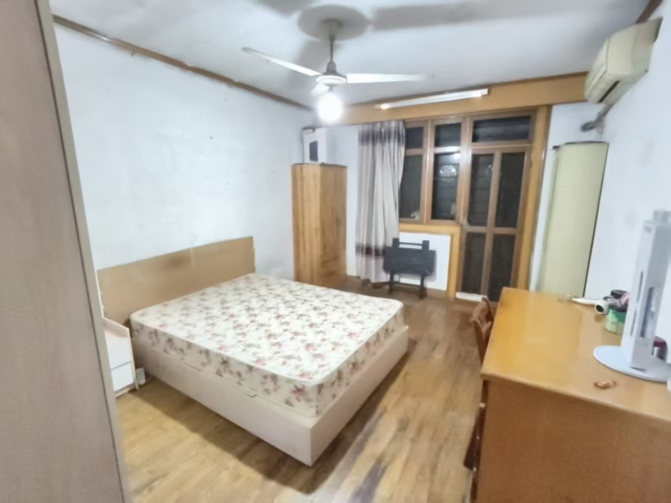 高兴花园 随时看房·