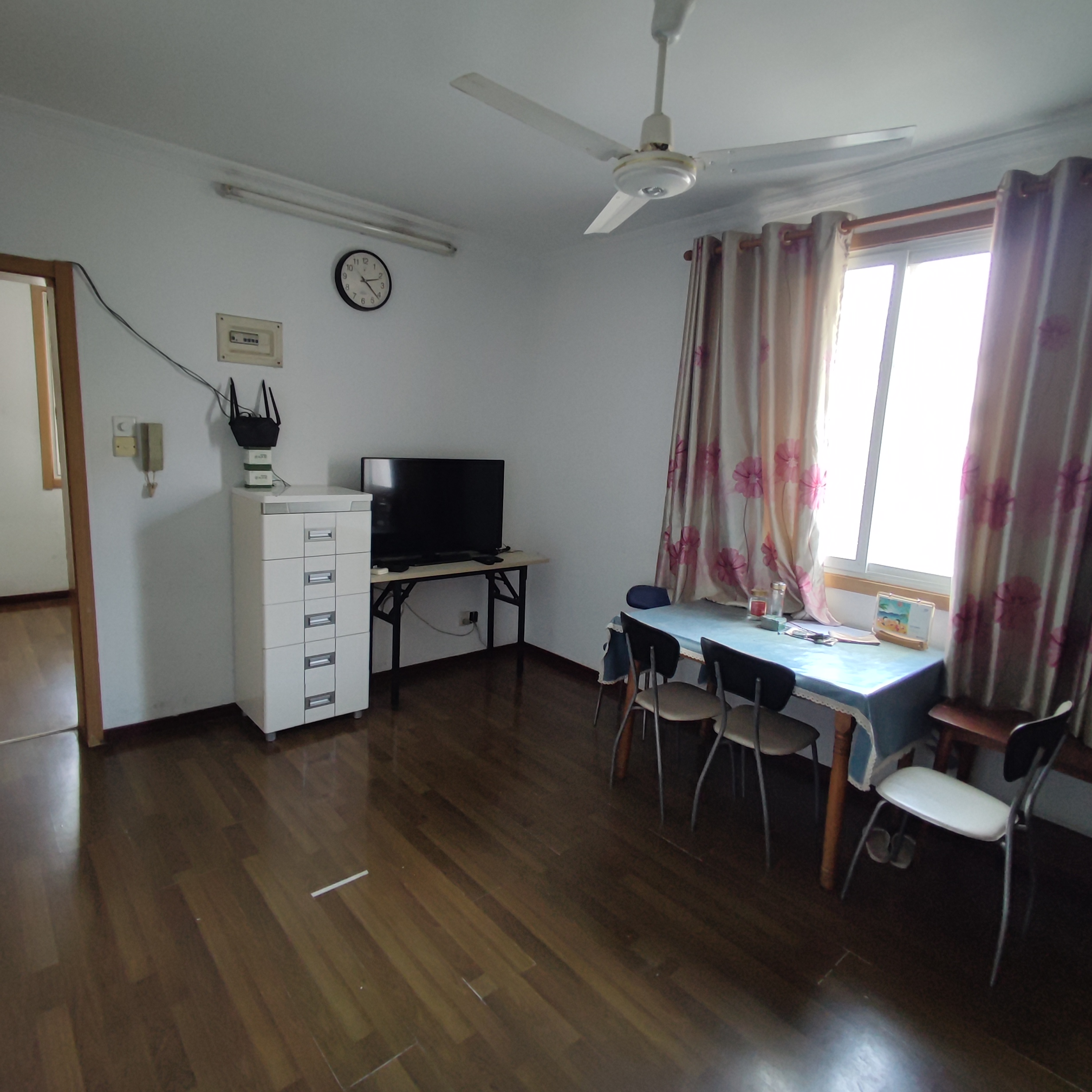 罗汉巷小区 2居室 3100元/月