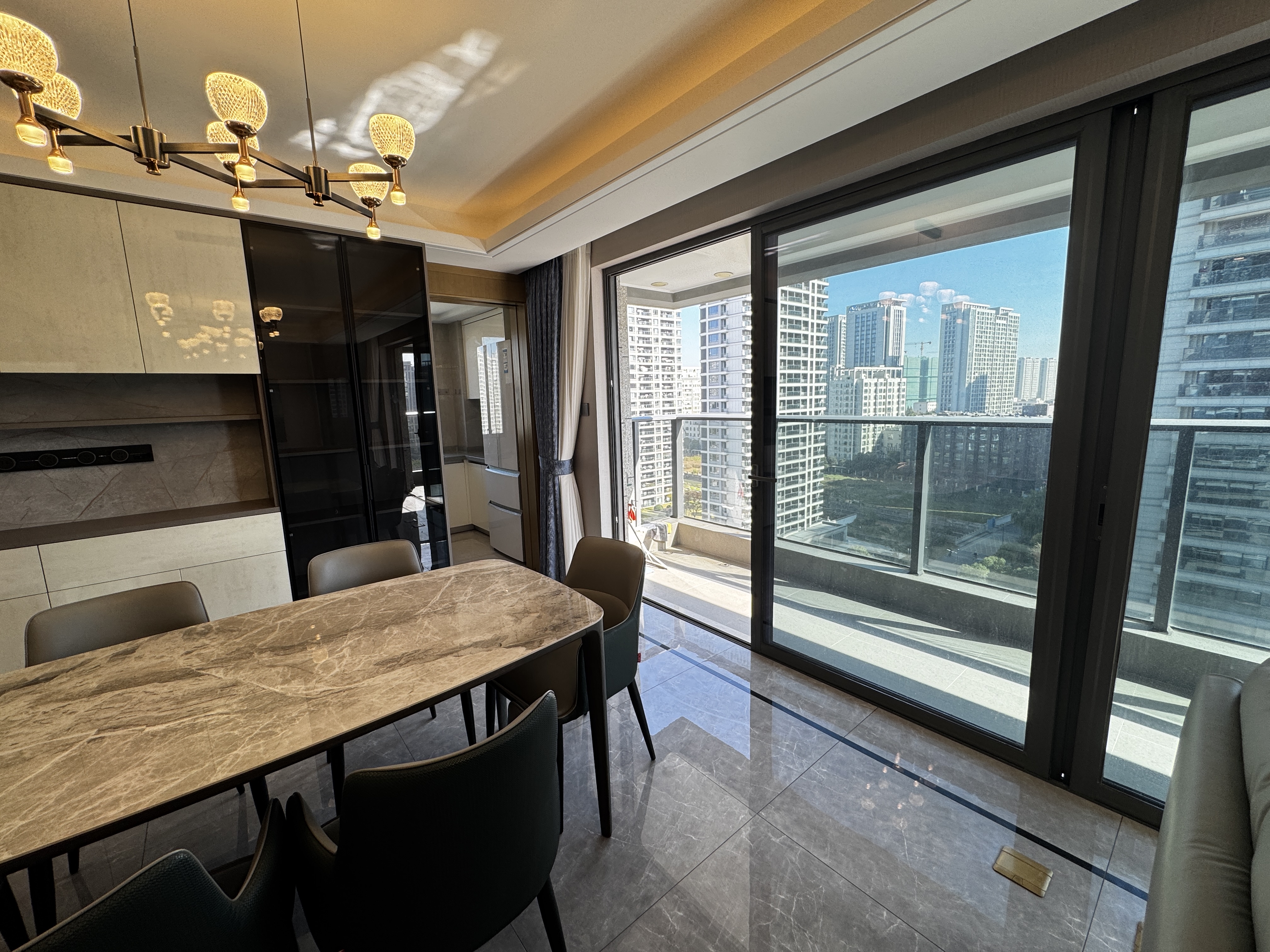 新越锦宸名邸 随时看房·